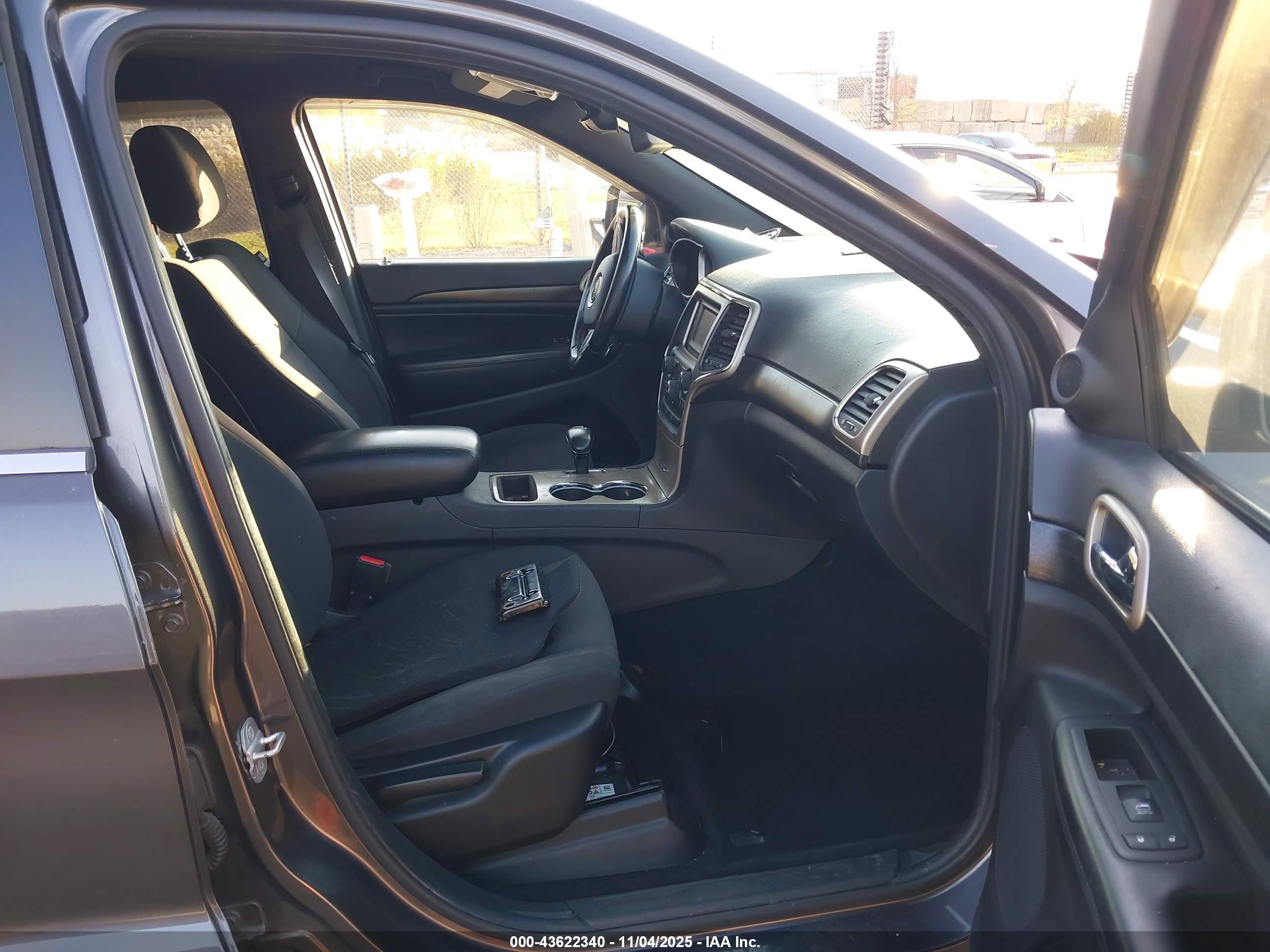 JEEP GRAND image 5