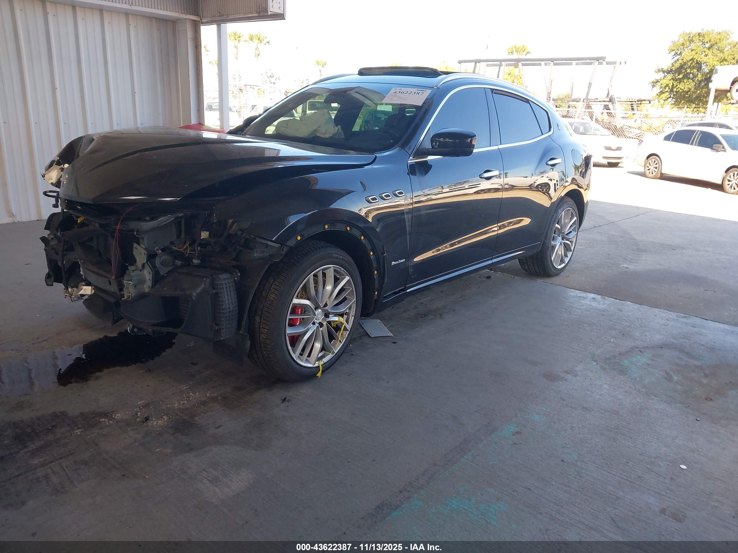 MASERATI LEVANTE image 2