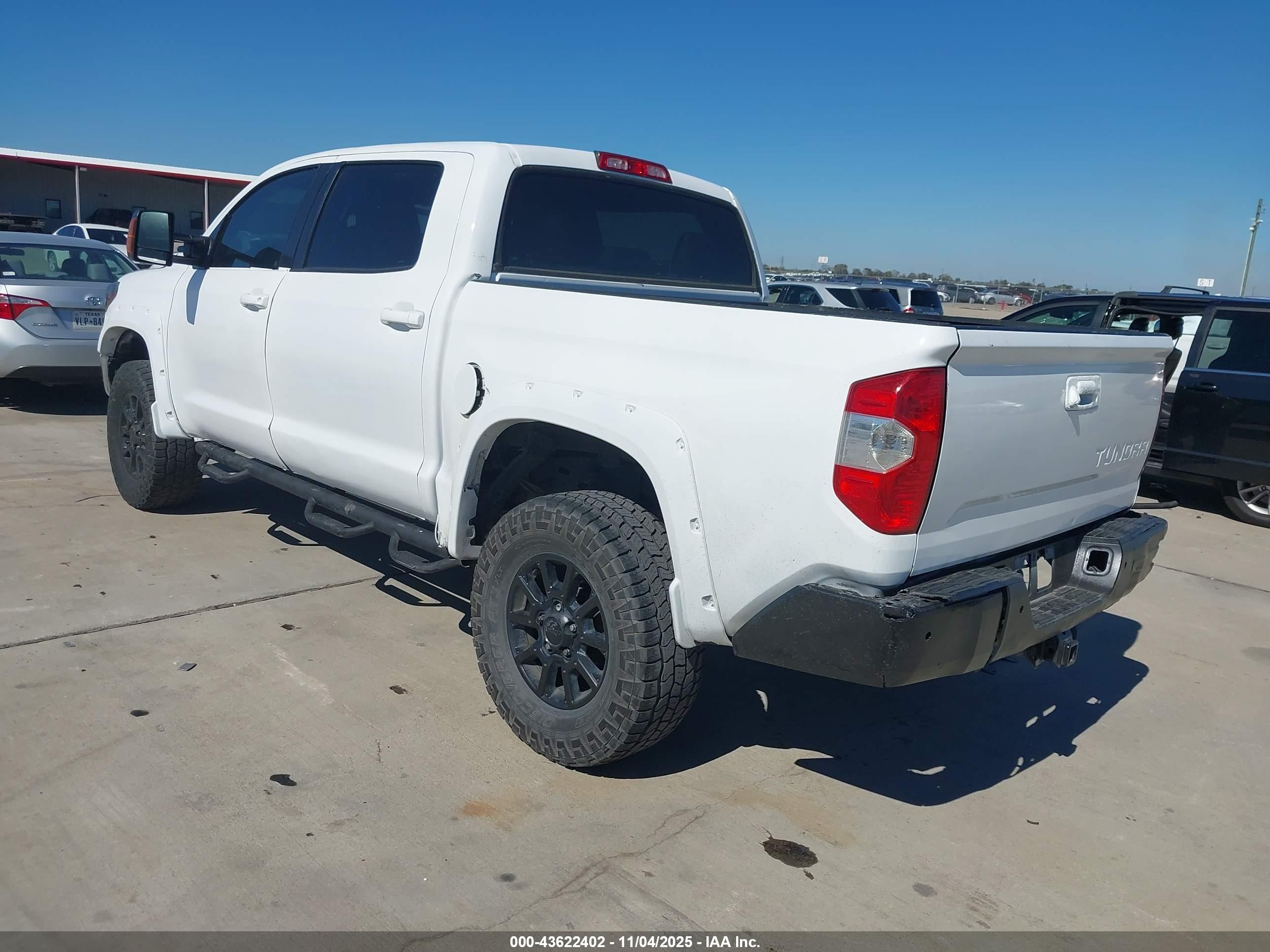 TOYOTA TUNDRA image 3