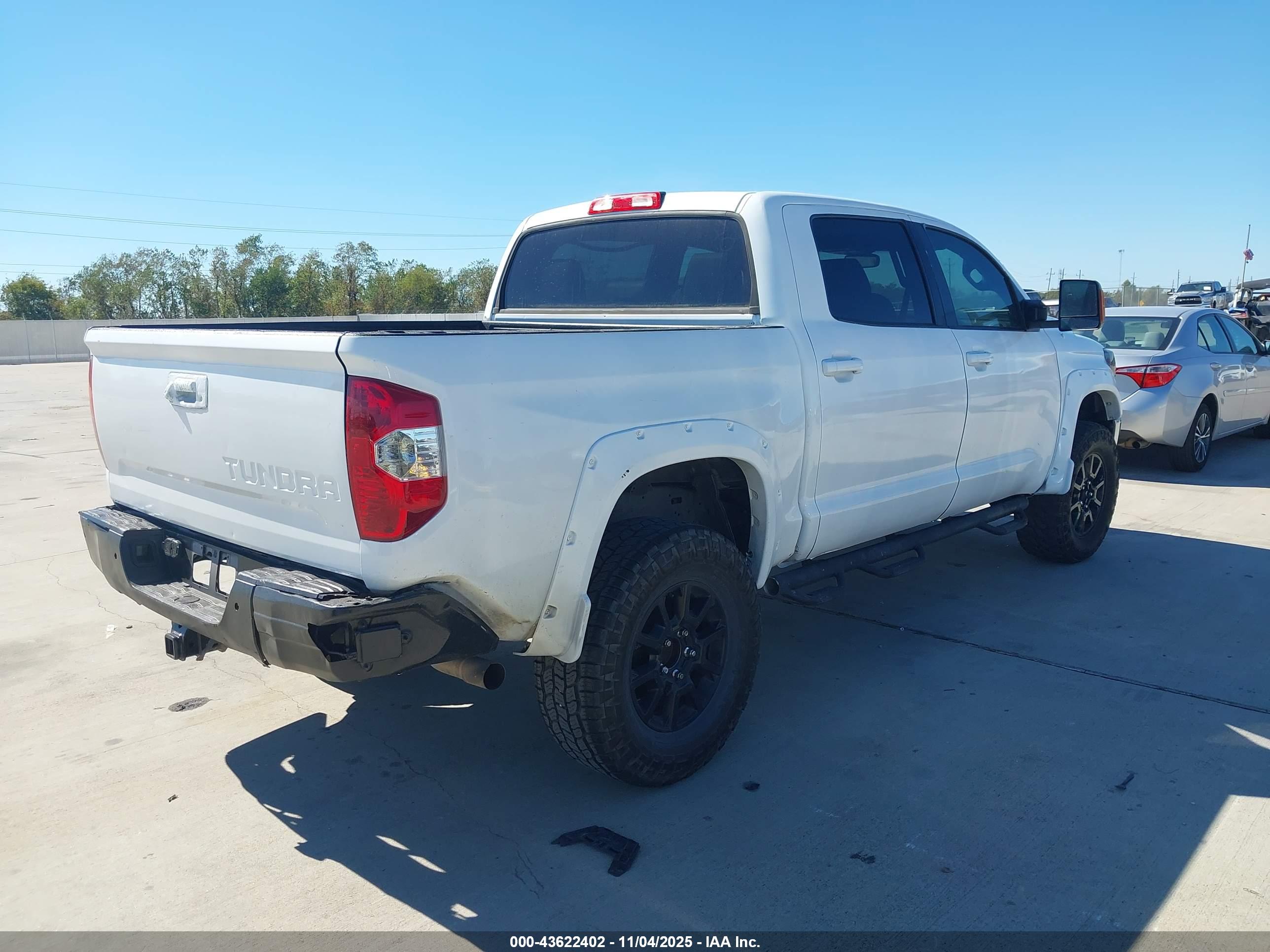 TOYOTA TUNDRA image 4