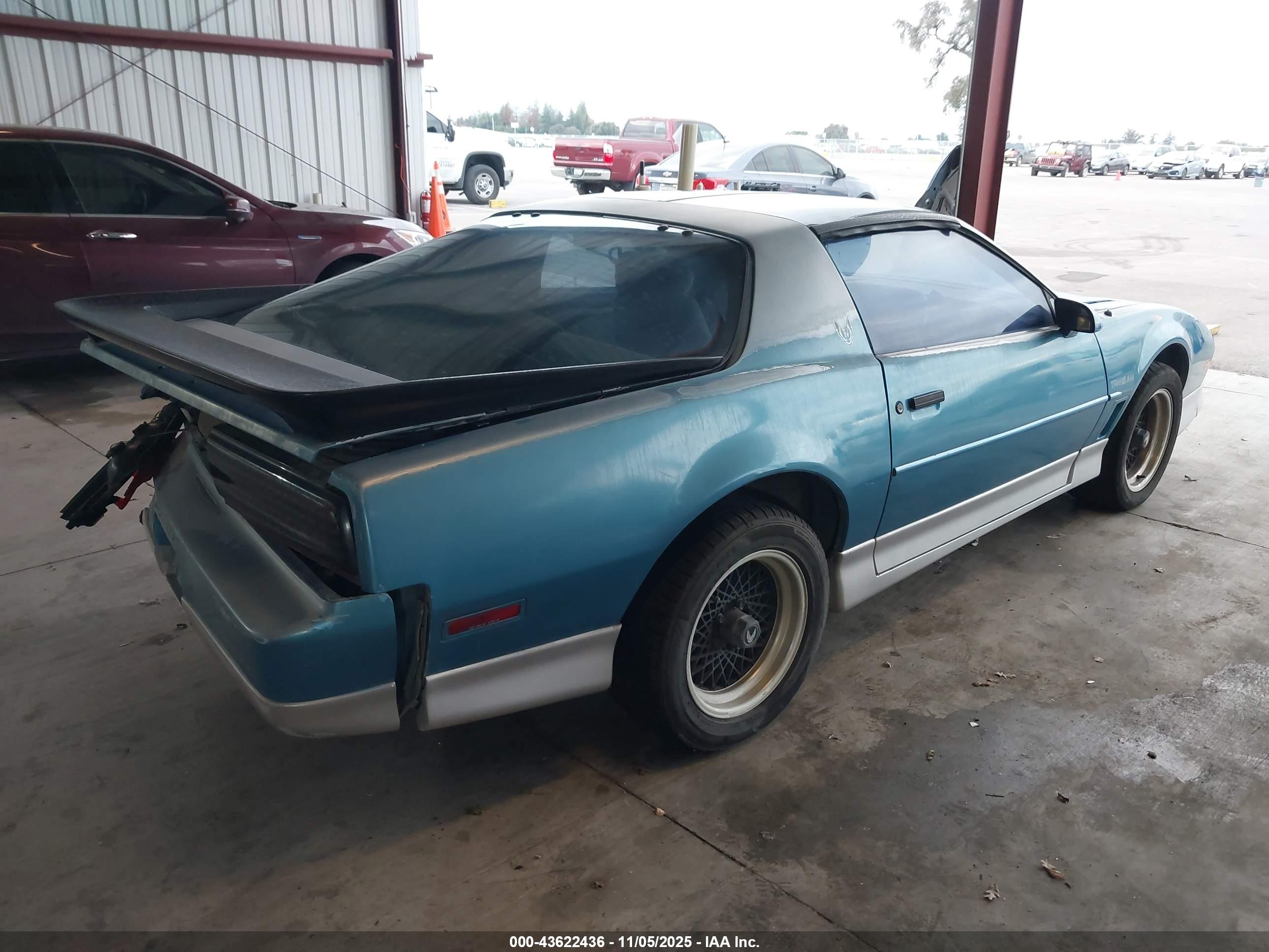 PONTIAC FIREBIRD image 4