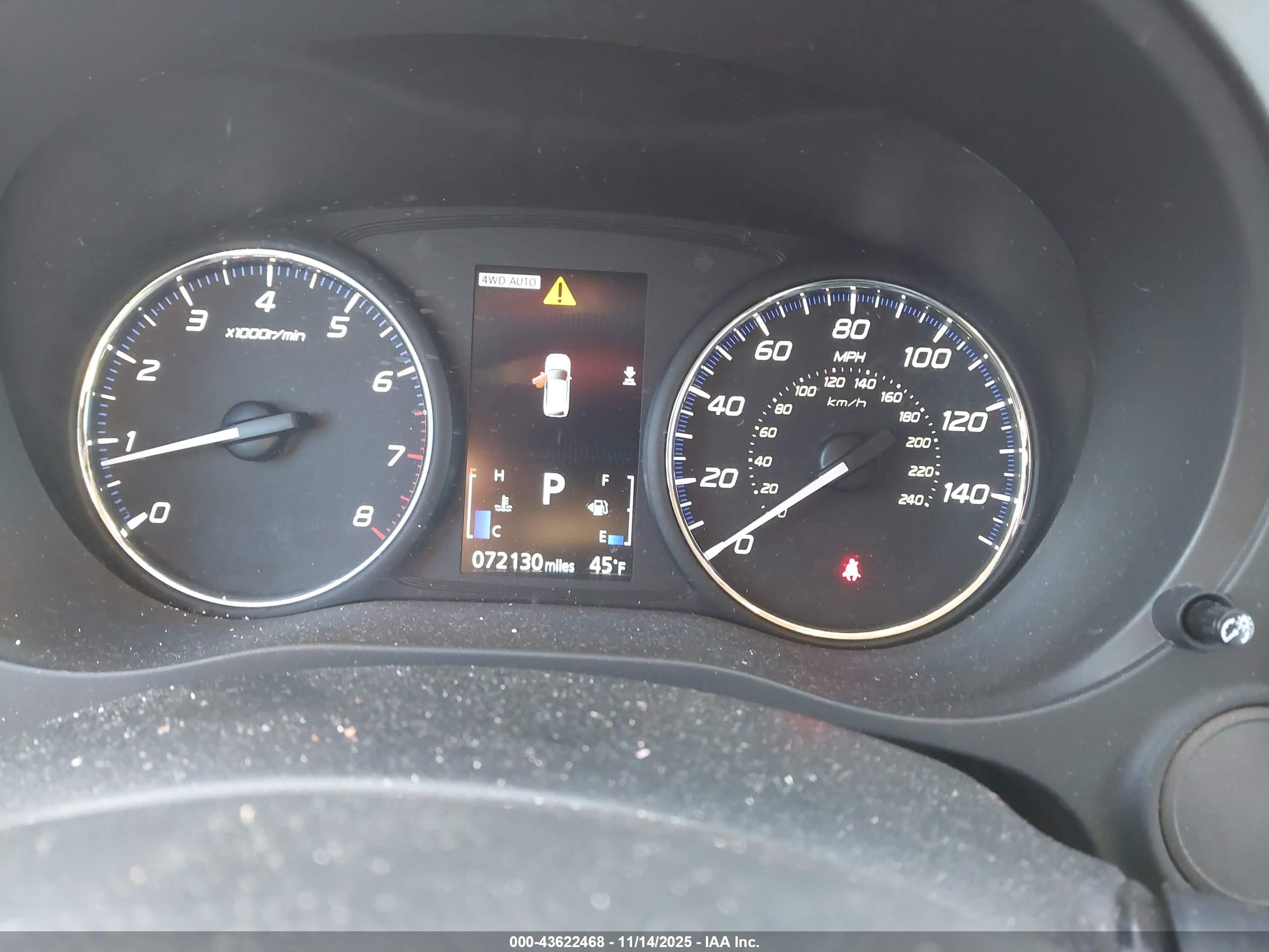 MITSUBISHI OUTLANDER image 7