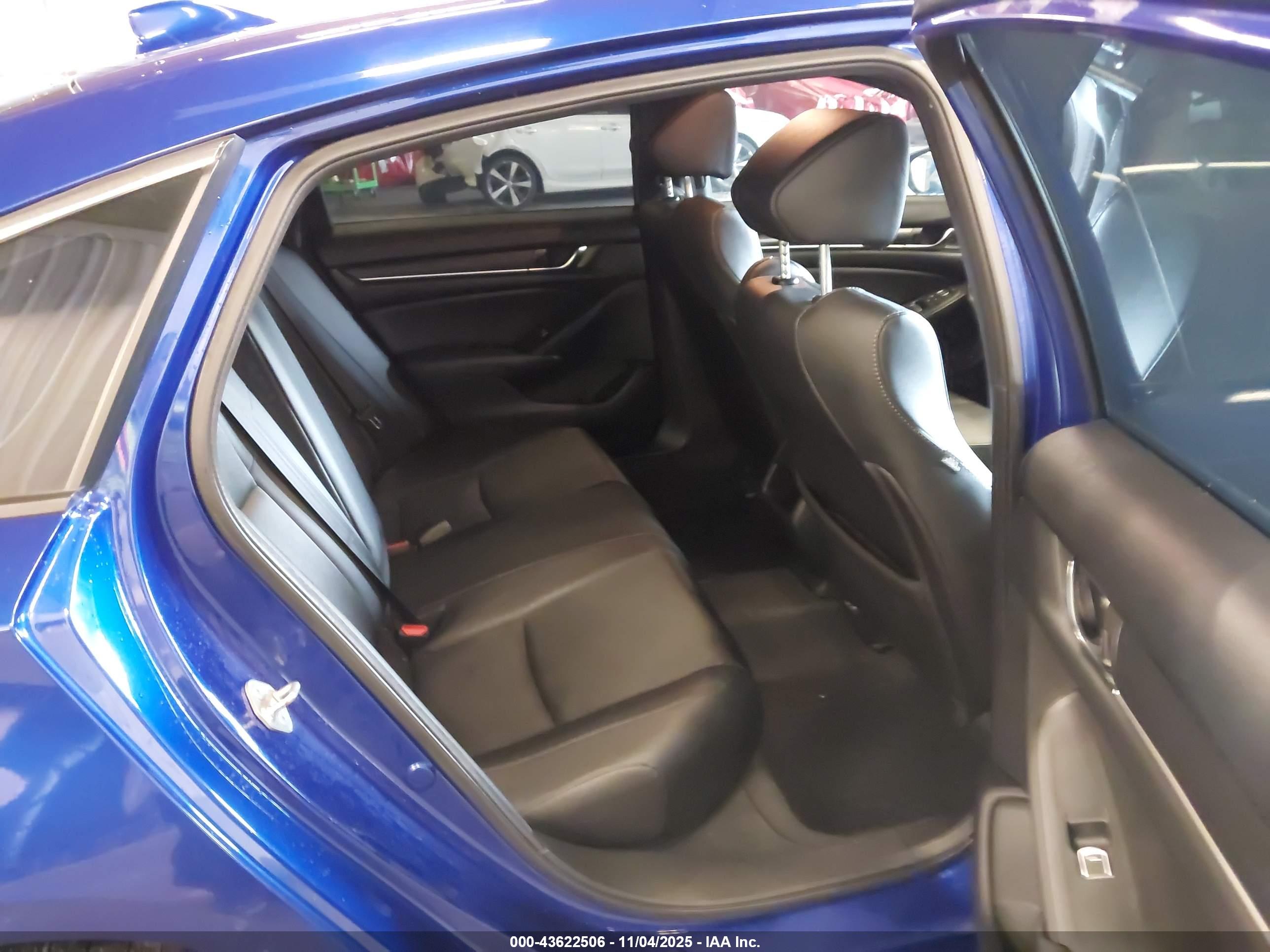 HONDA ACCORD image 8