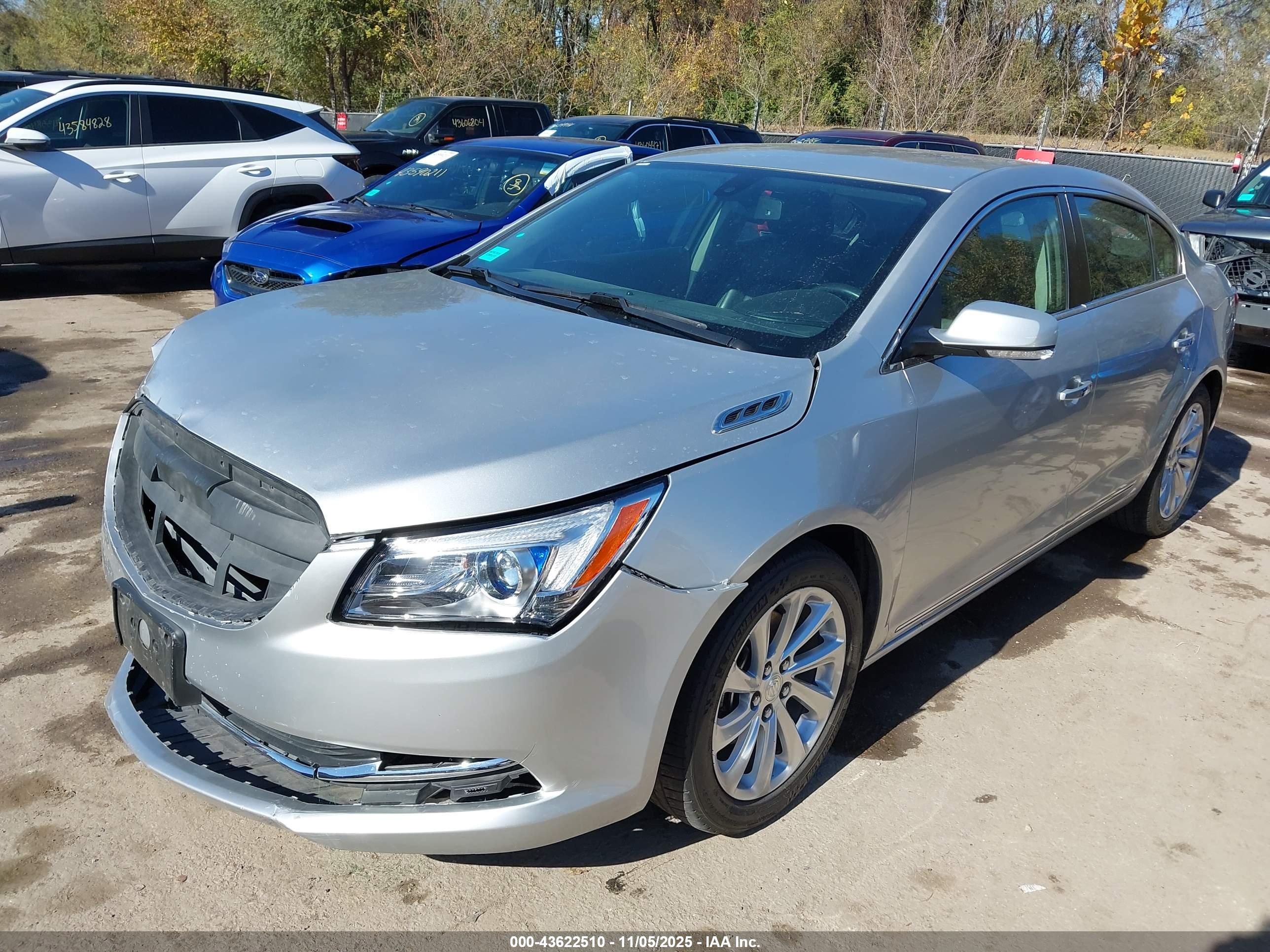 BUICK LACROSSE image 2