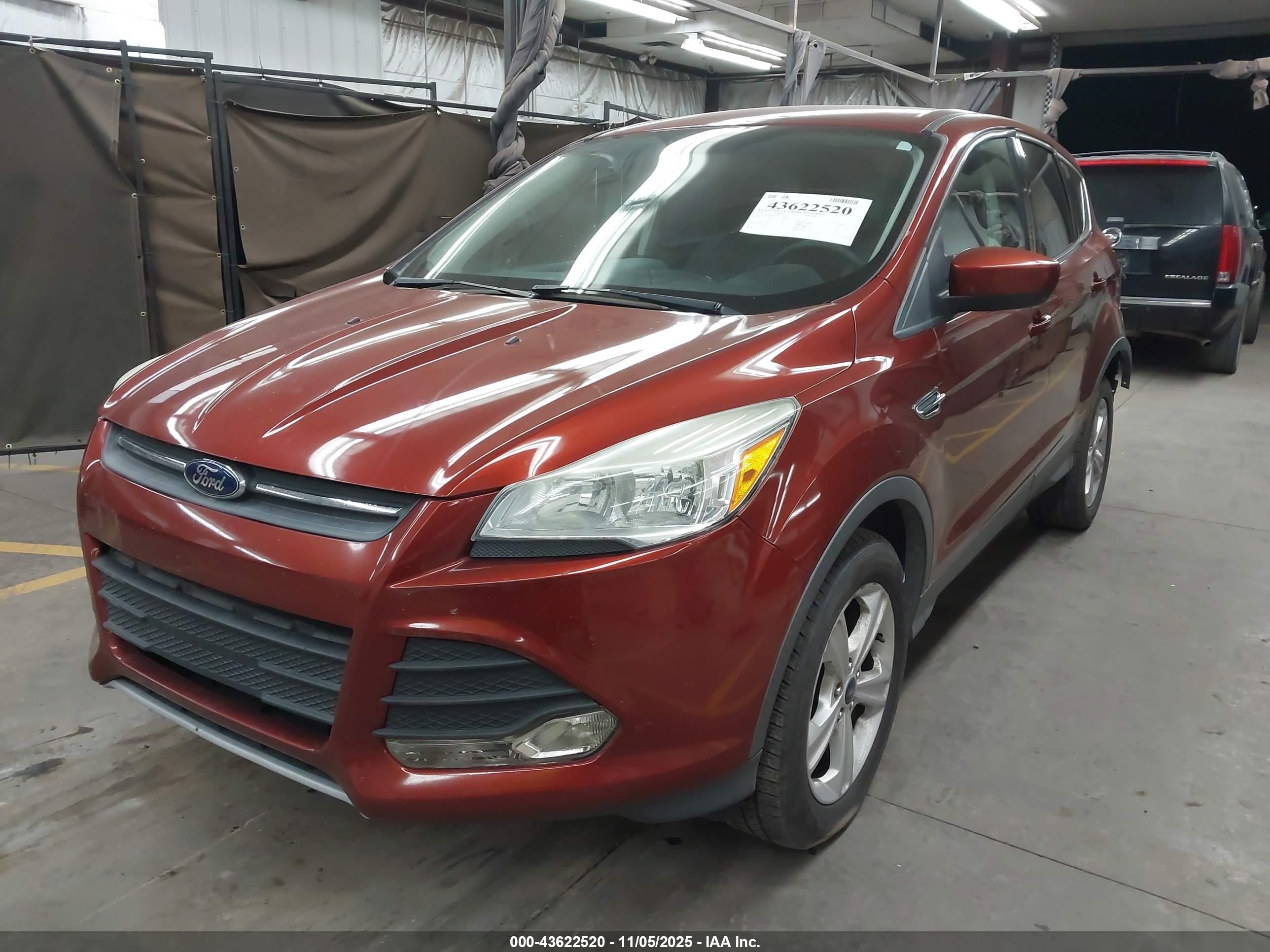 FORD ESCAPE image 2