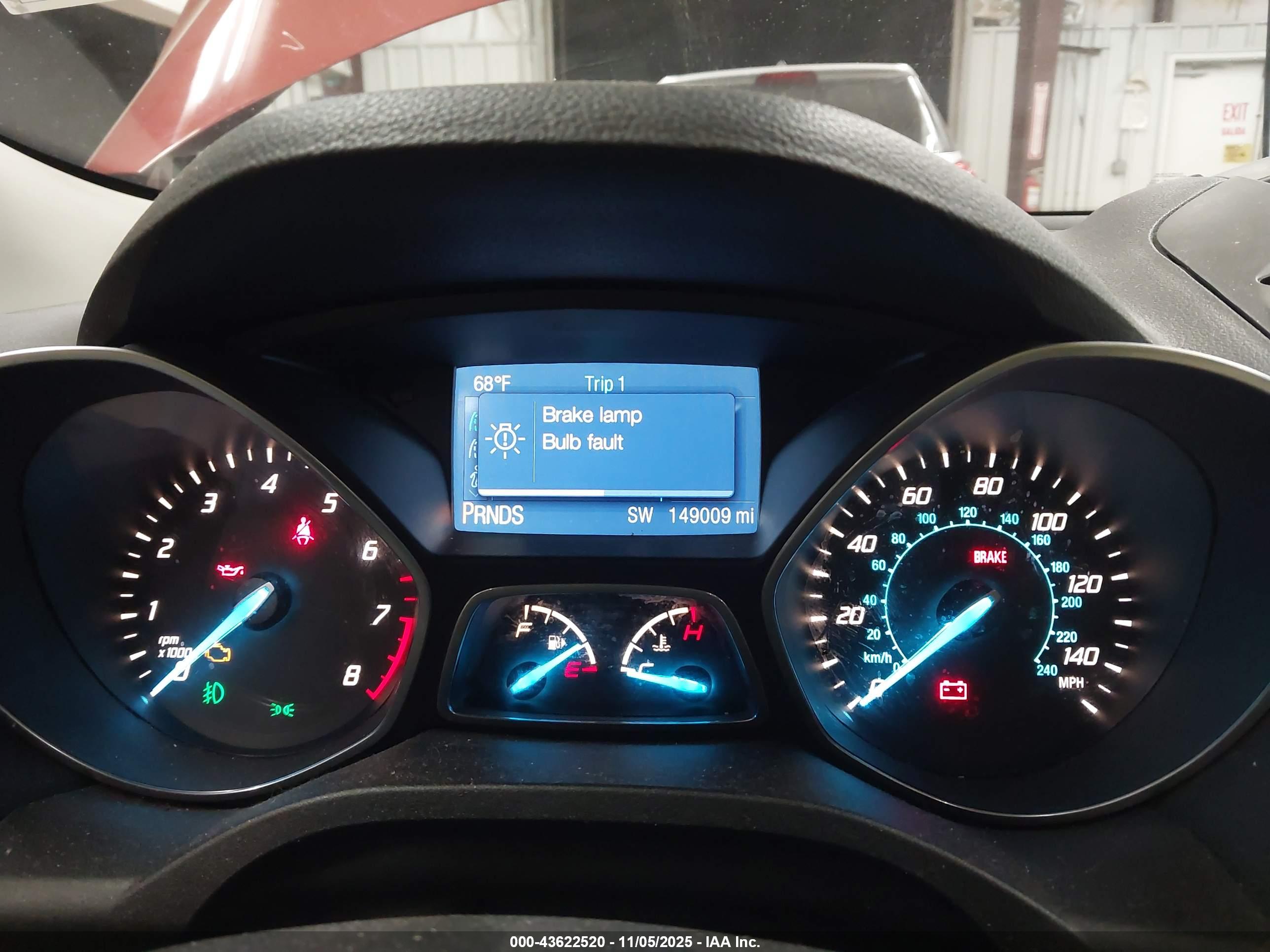 FORD ESCAPE image 7