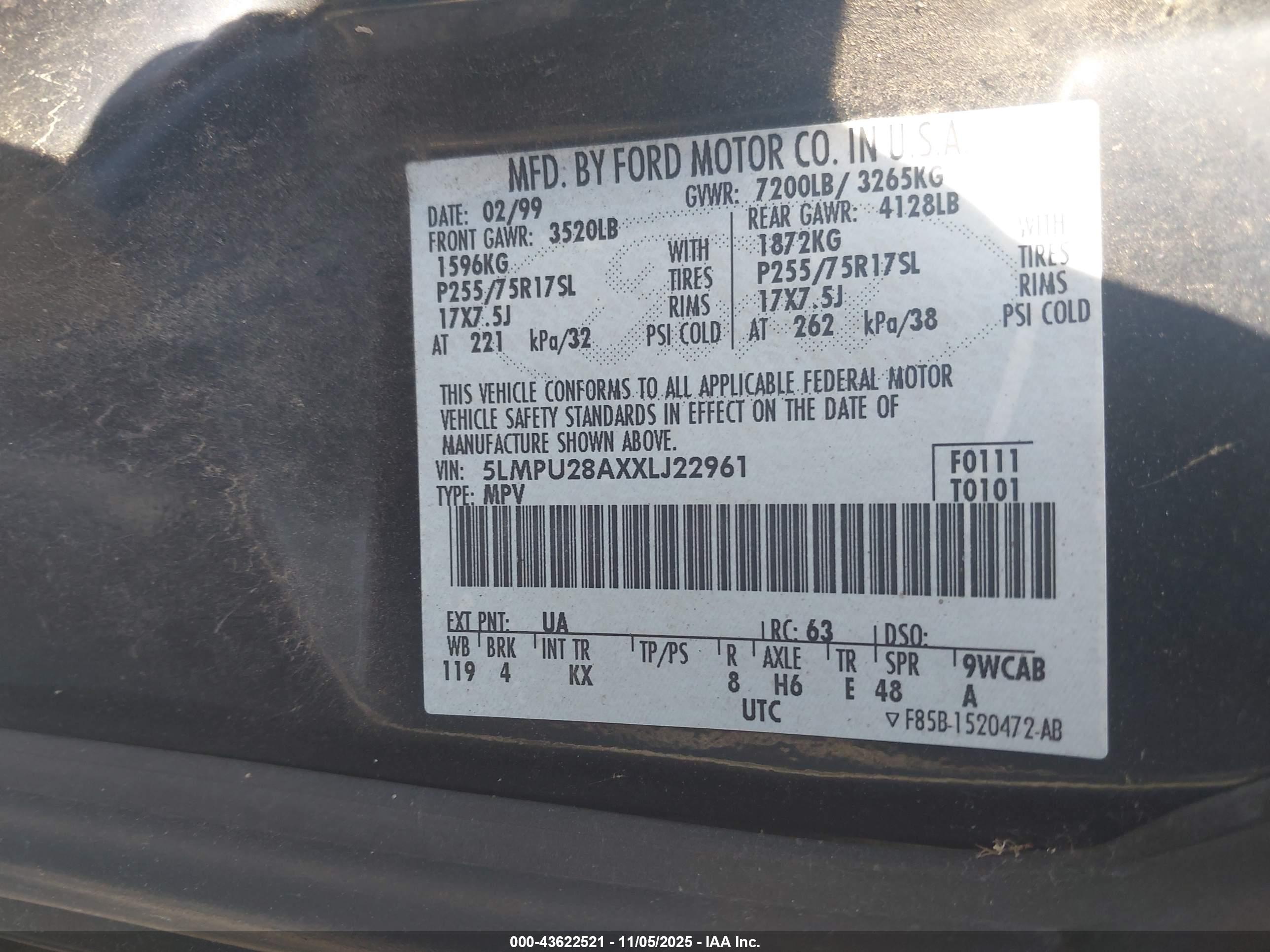 LINCOLN NAVIGATOR image 9