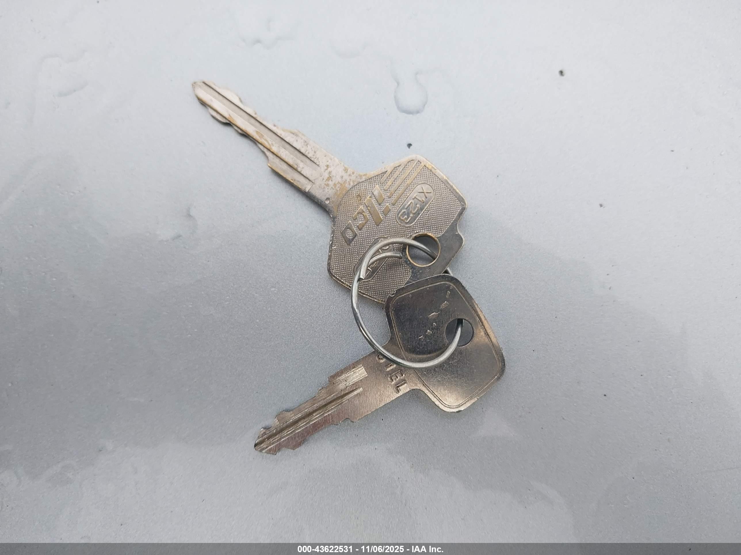 NISSAN 720 image 11