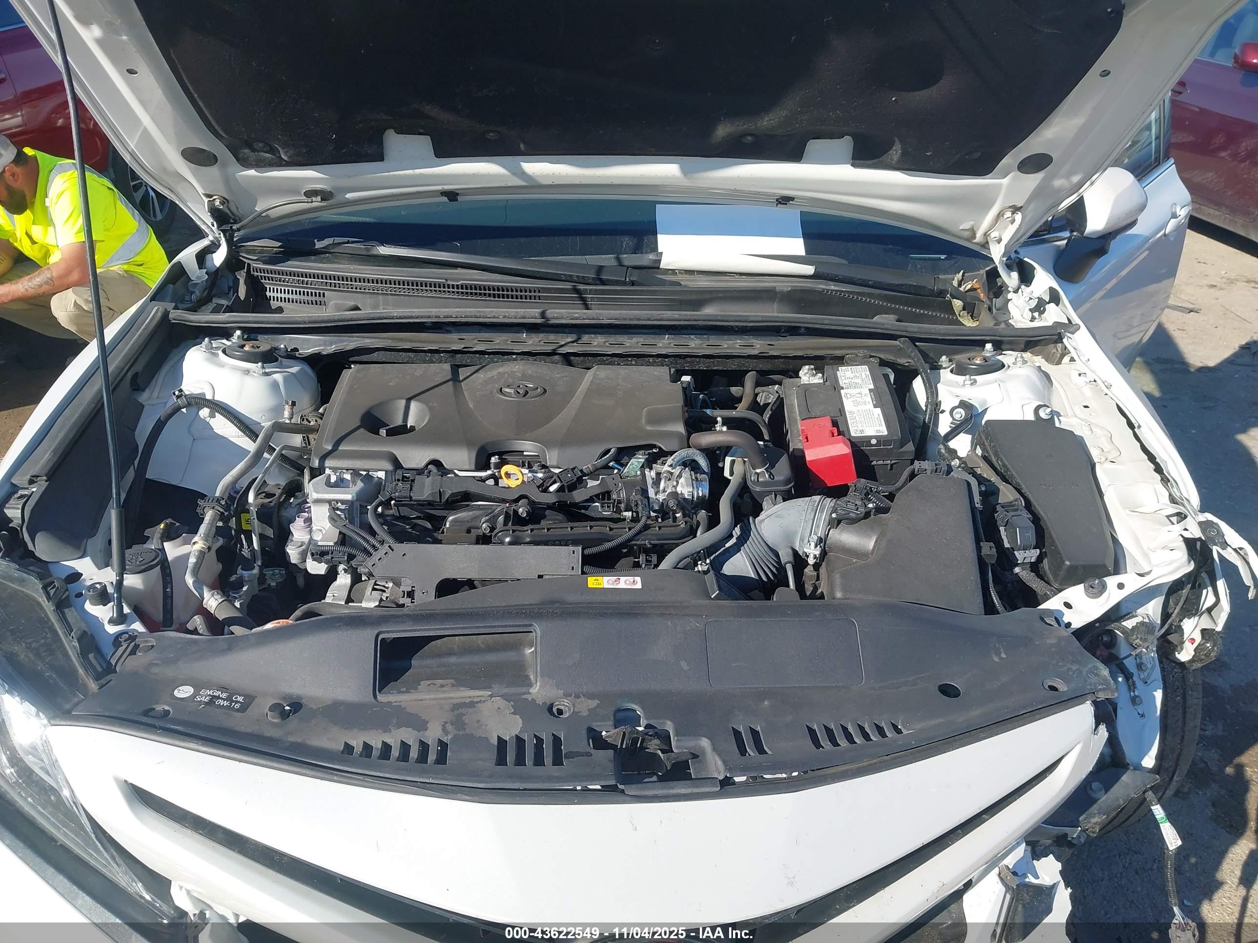 TOYOTA CAMRY image 10