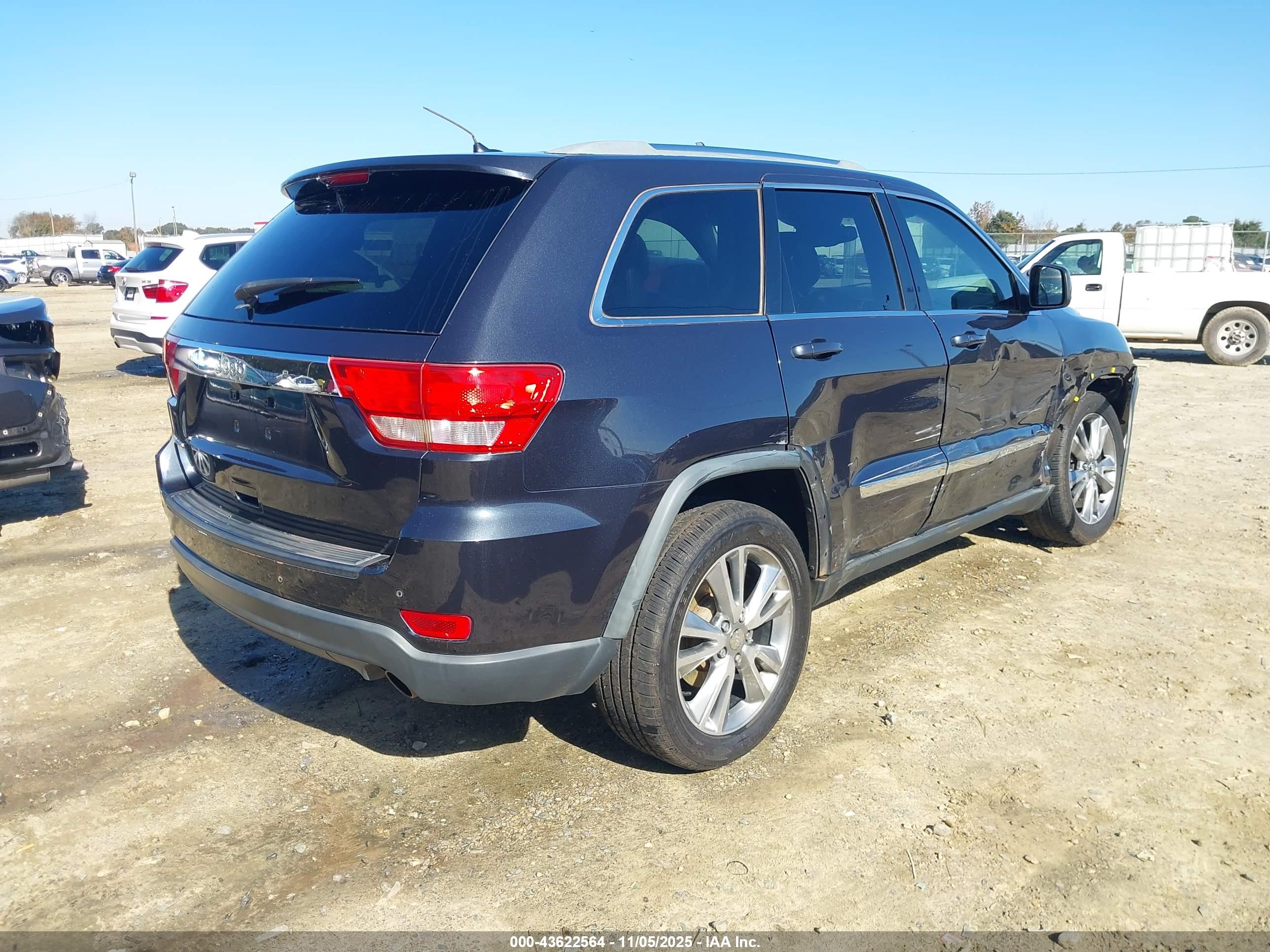 JEEP GRAND image 4