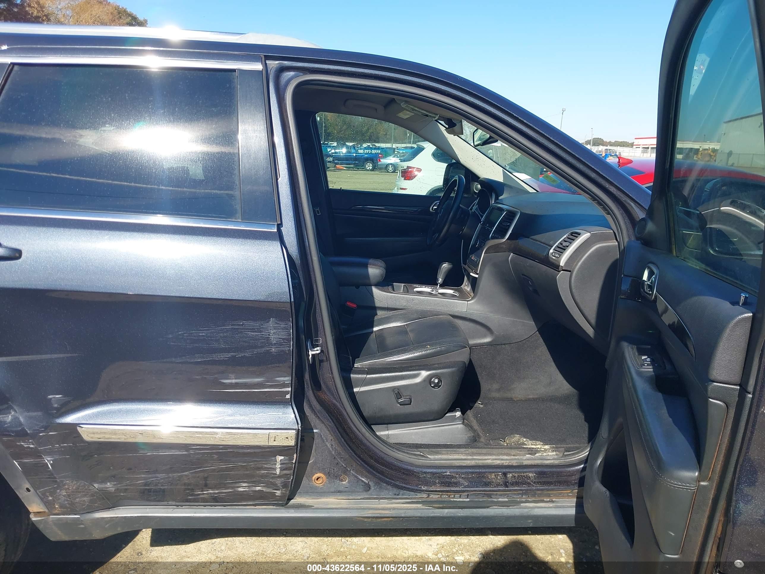 JEEP GRAND image 5