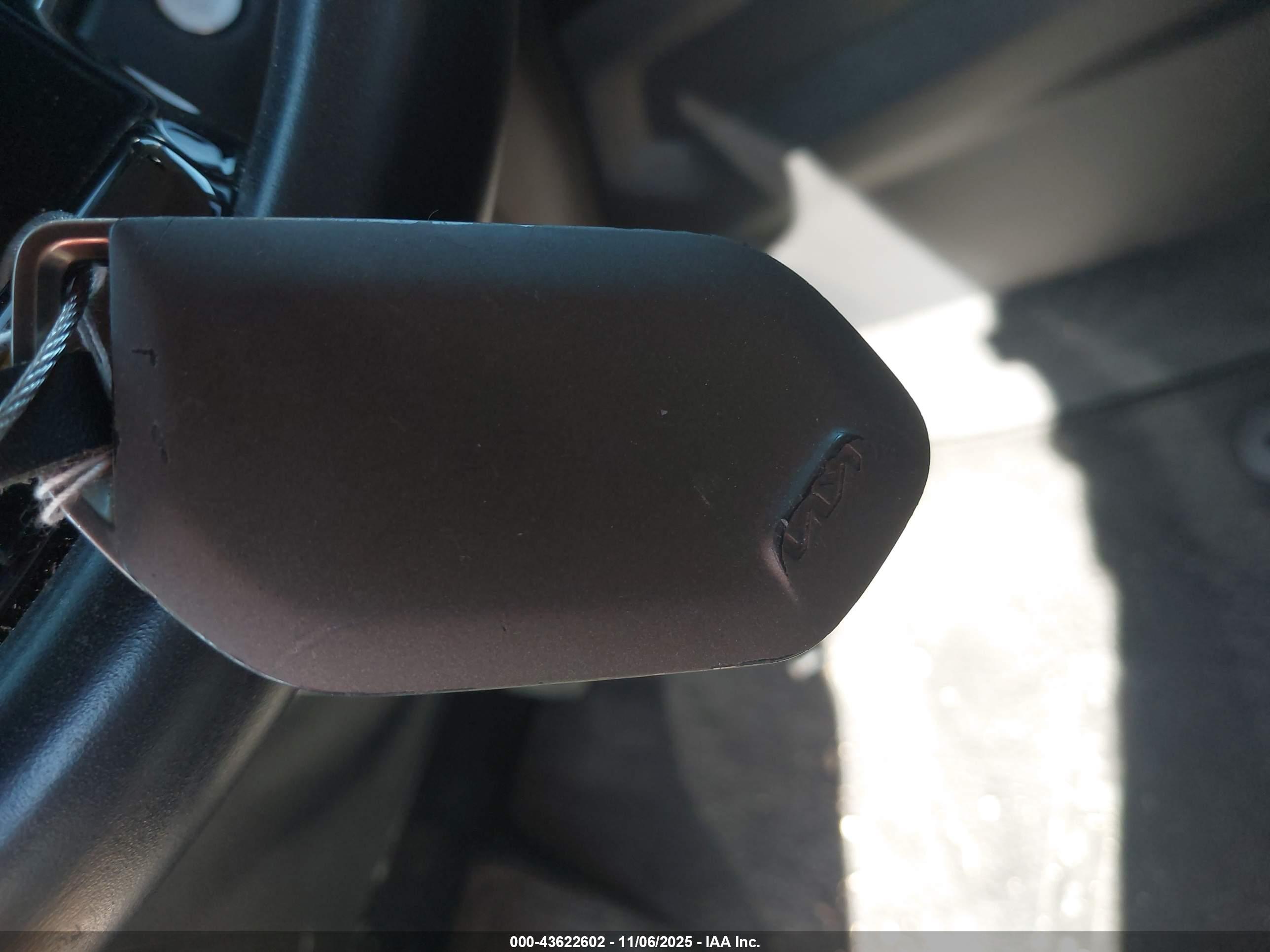 KIA SORENTO image 11