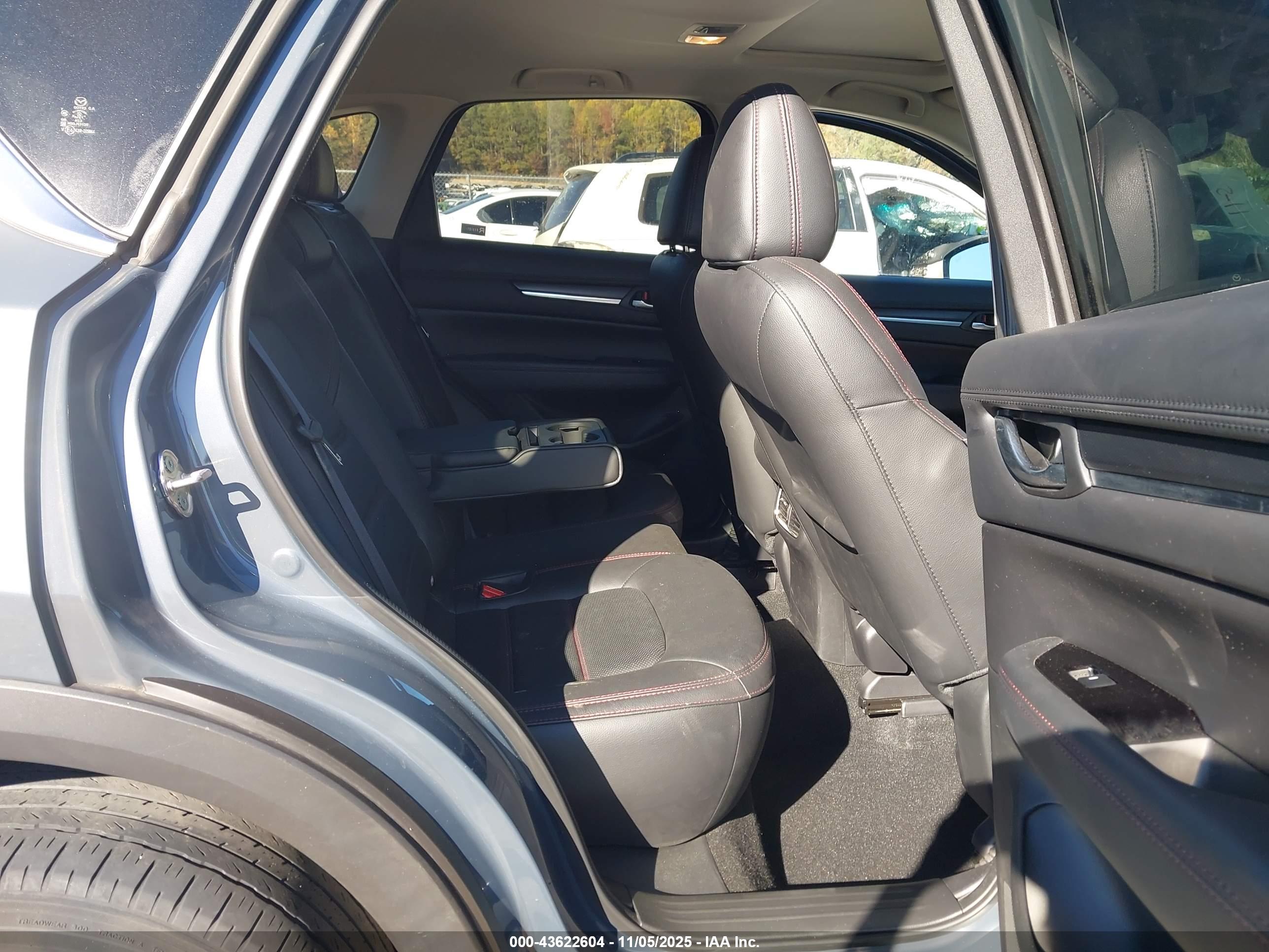 MAZDA CX-5 image 8