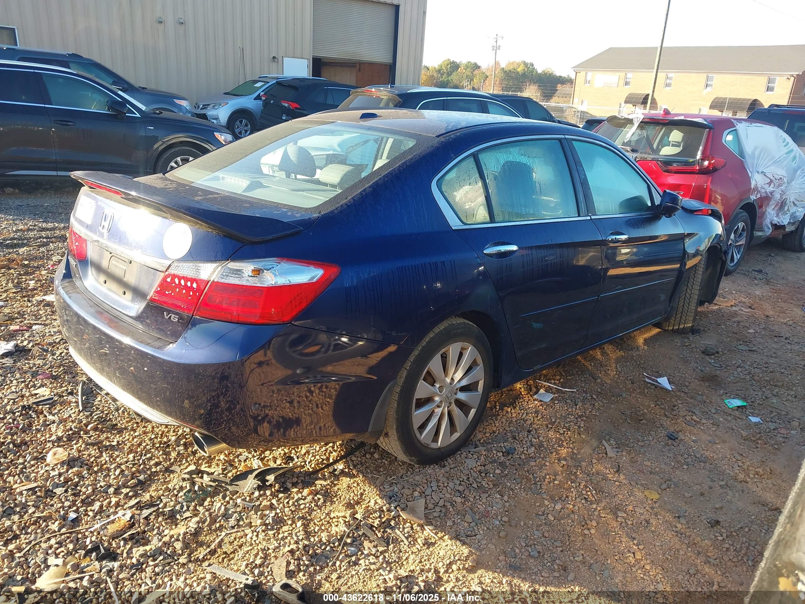 HONDA ACCORD image 4