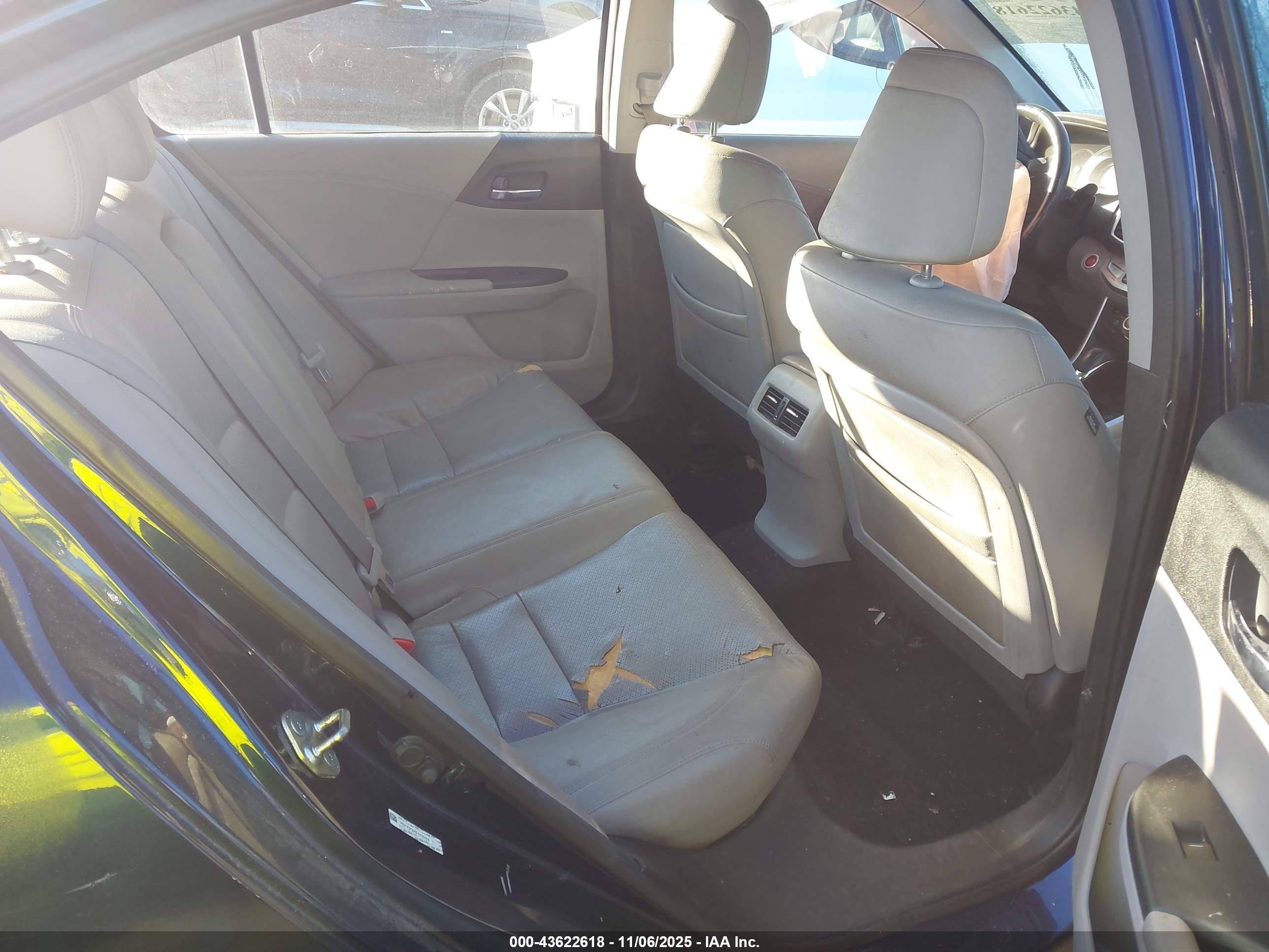 HONDA ACCORD image 8