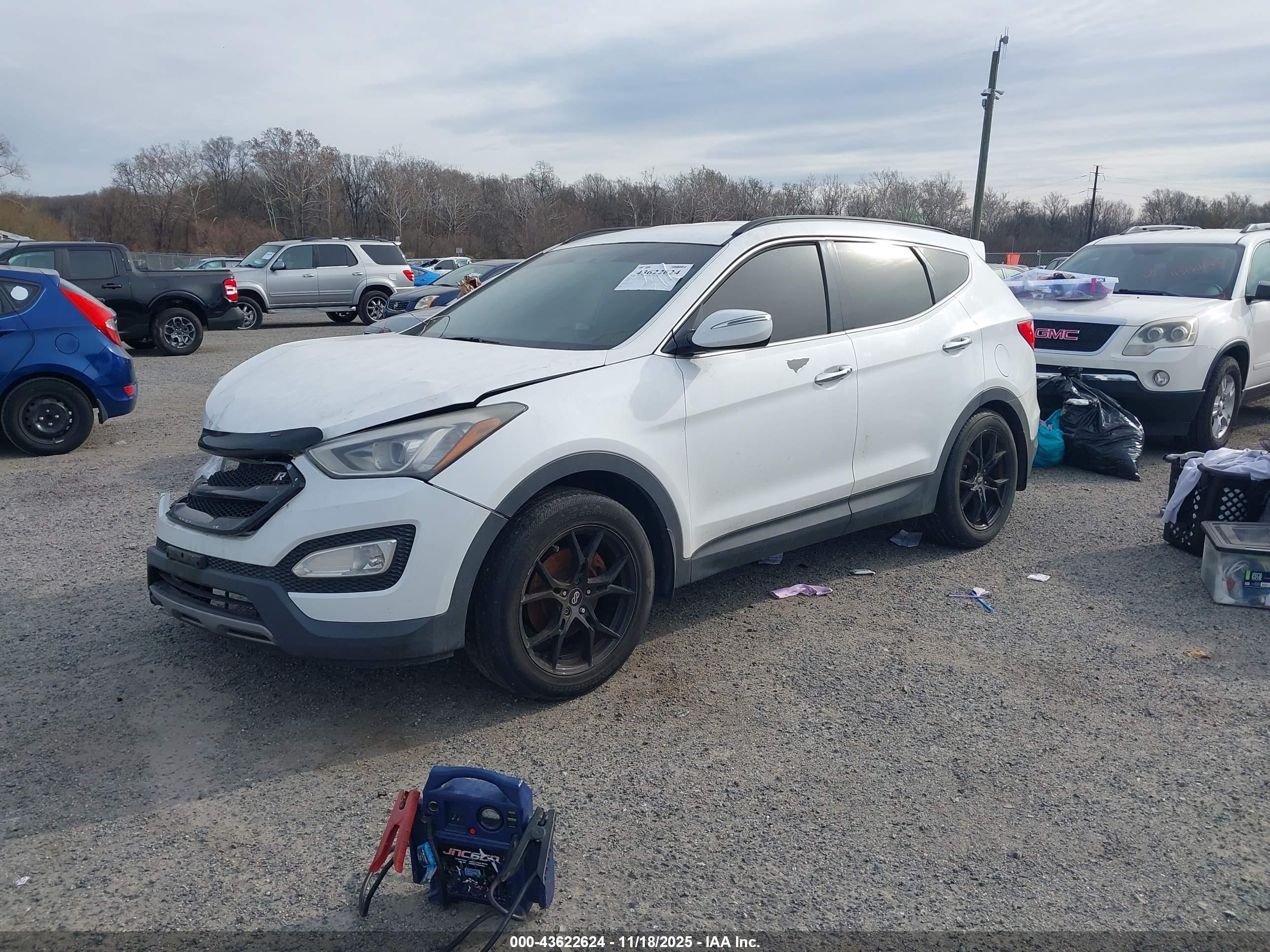 HYUNDAI SANTA image 2