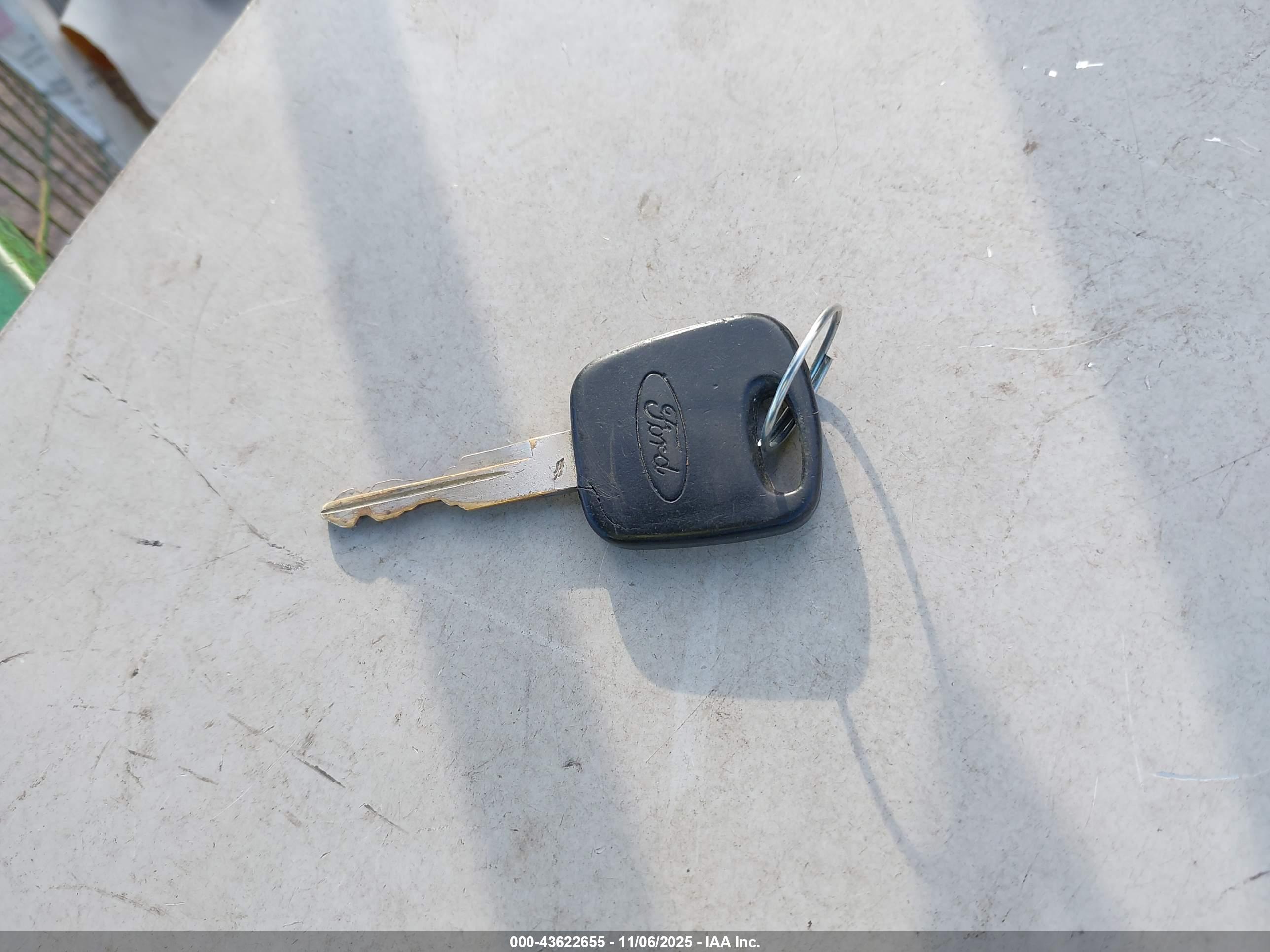 FORD MUSTANG image 11