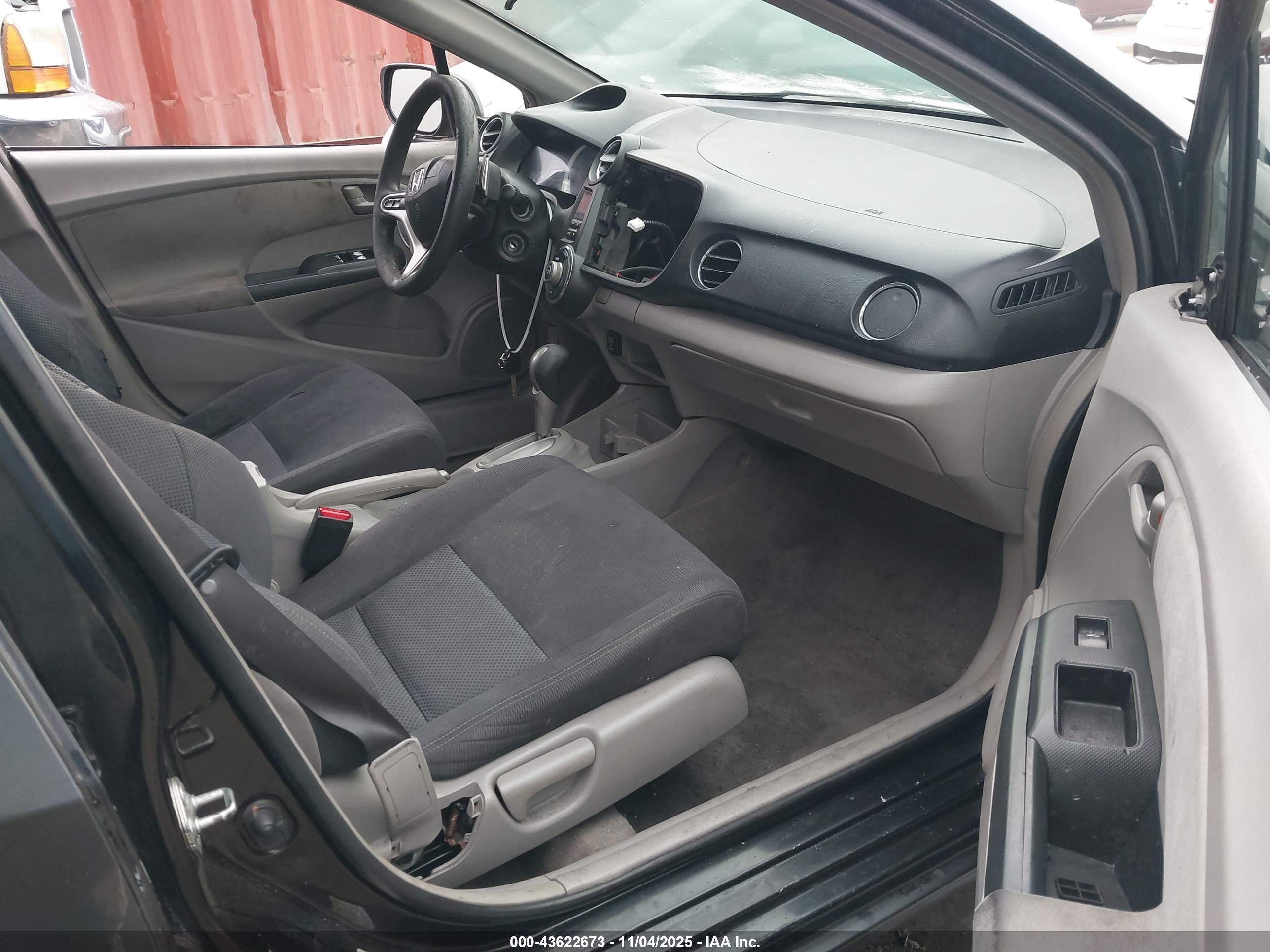 HONDA INSIGHT image 5