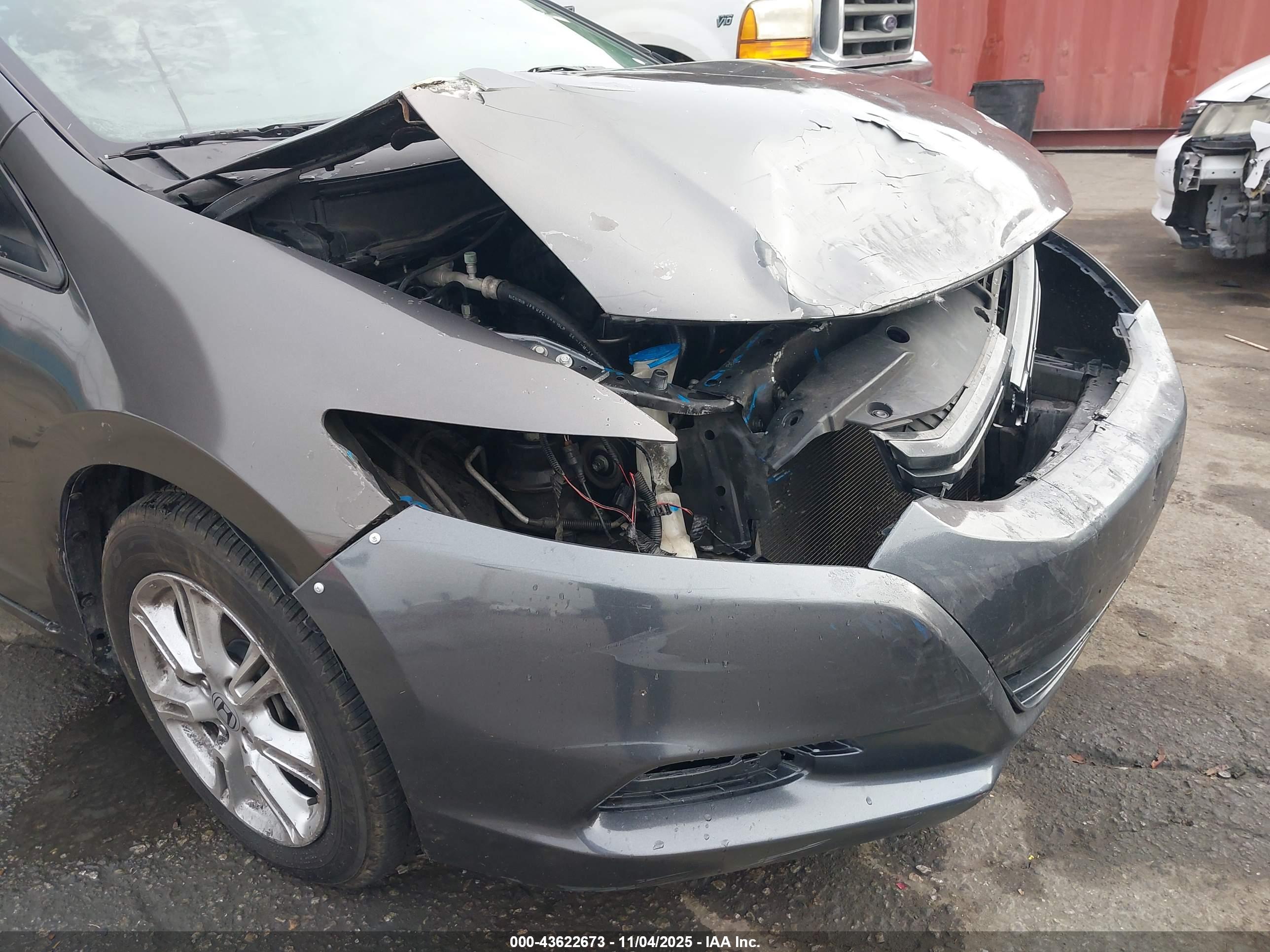 HONDA INSIGHT image 6