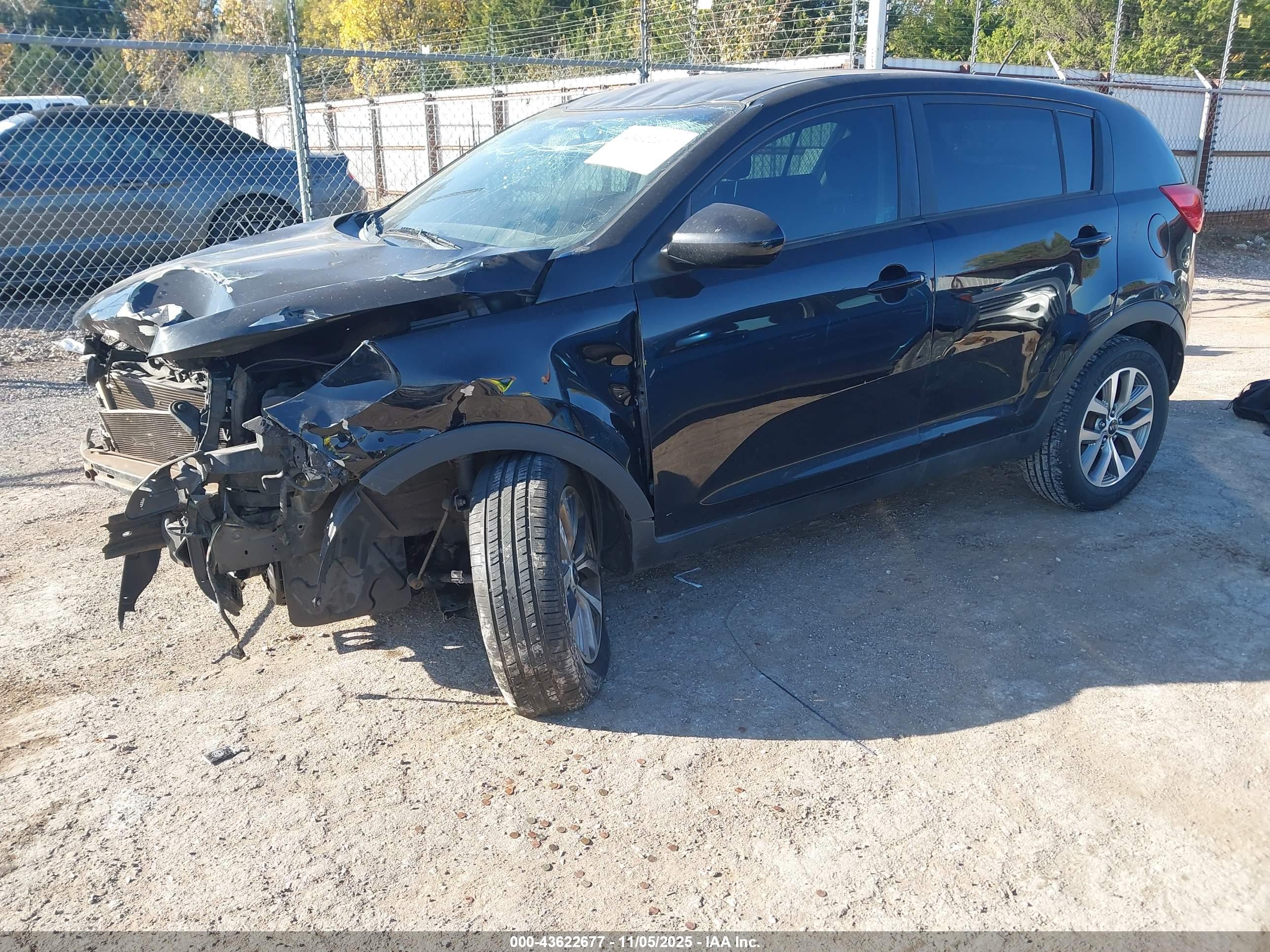 KIA SPORTAGE image 2
