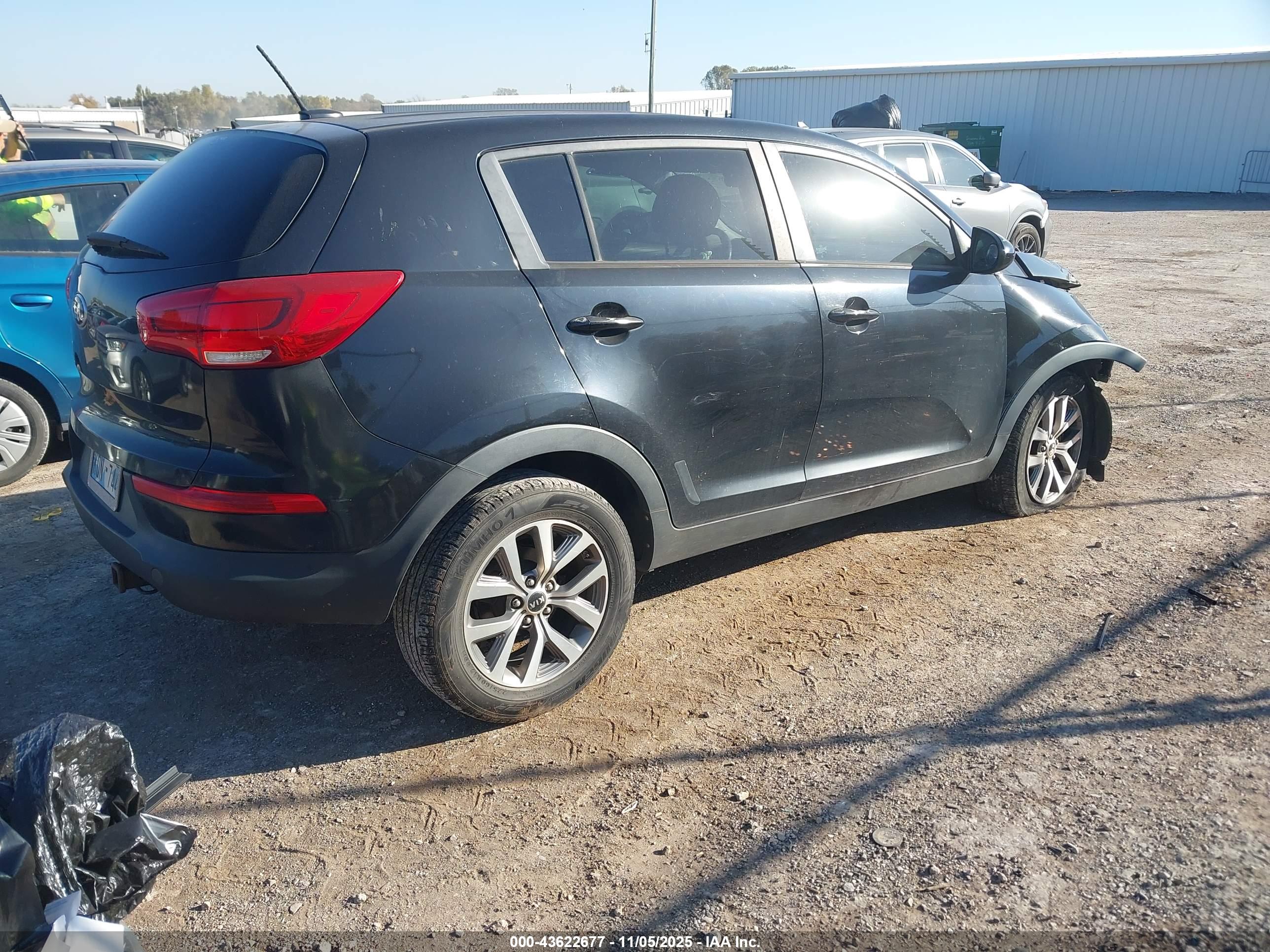 KIA SPORTAGE image 4