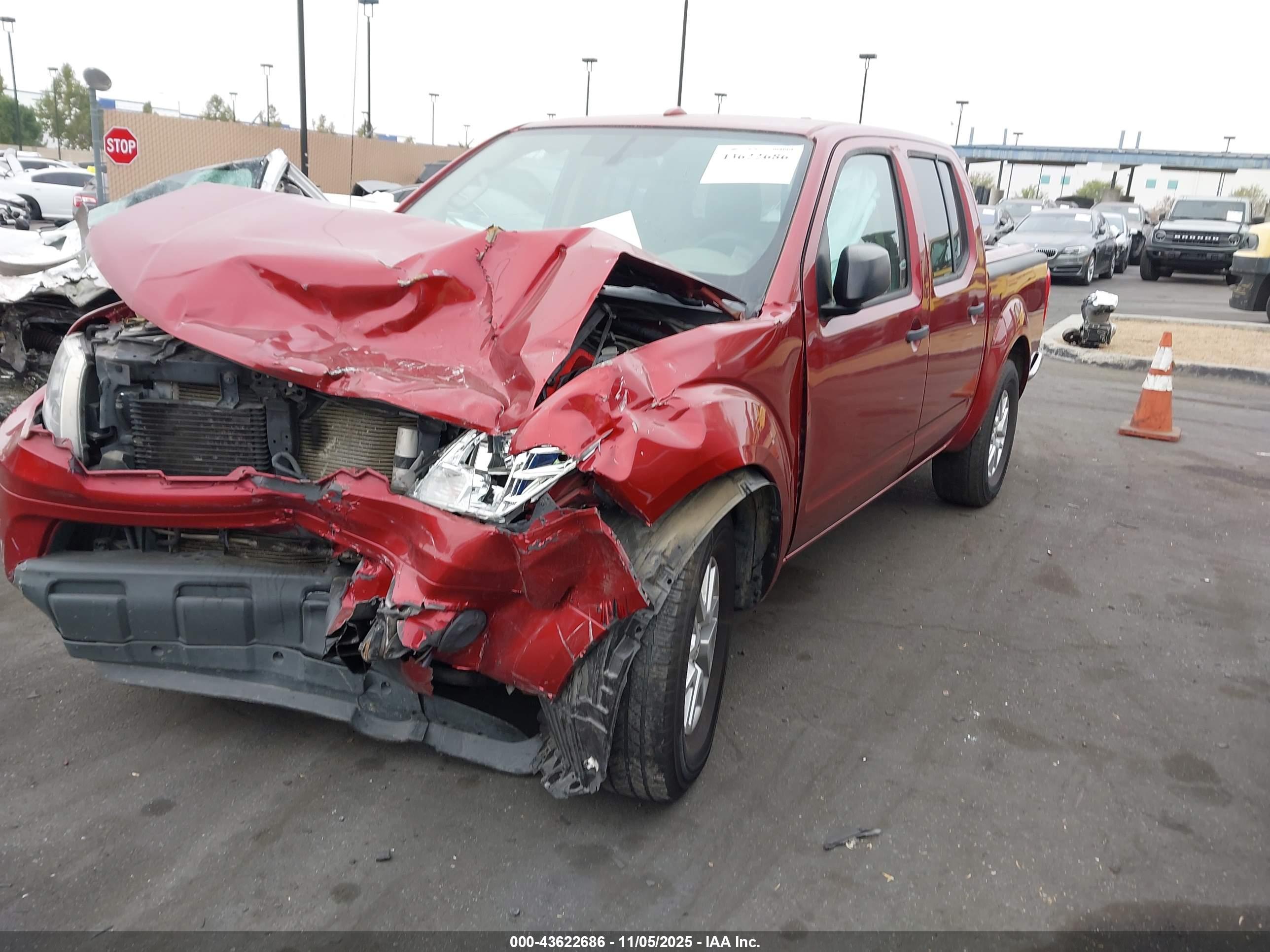 NISSAN FRONTIER image 2