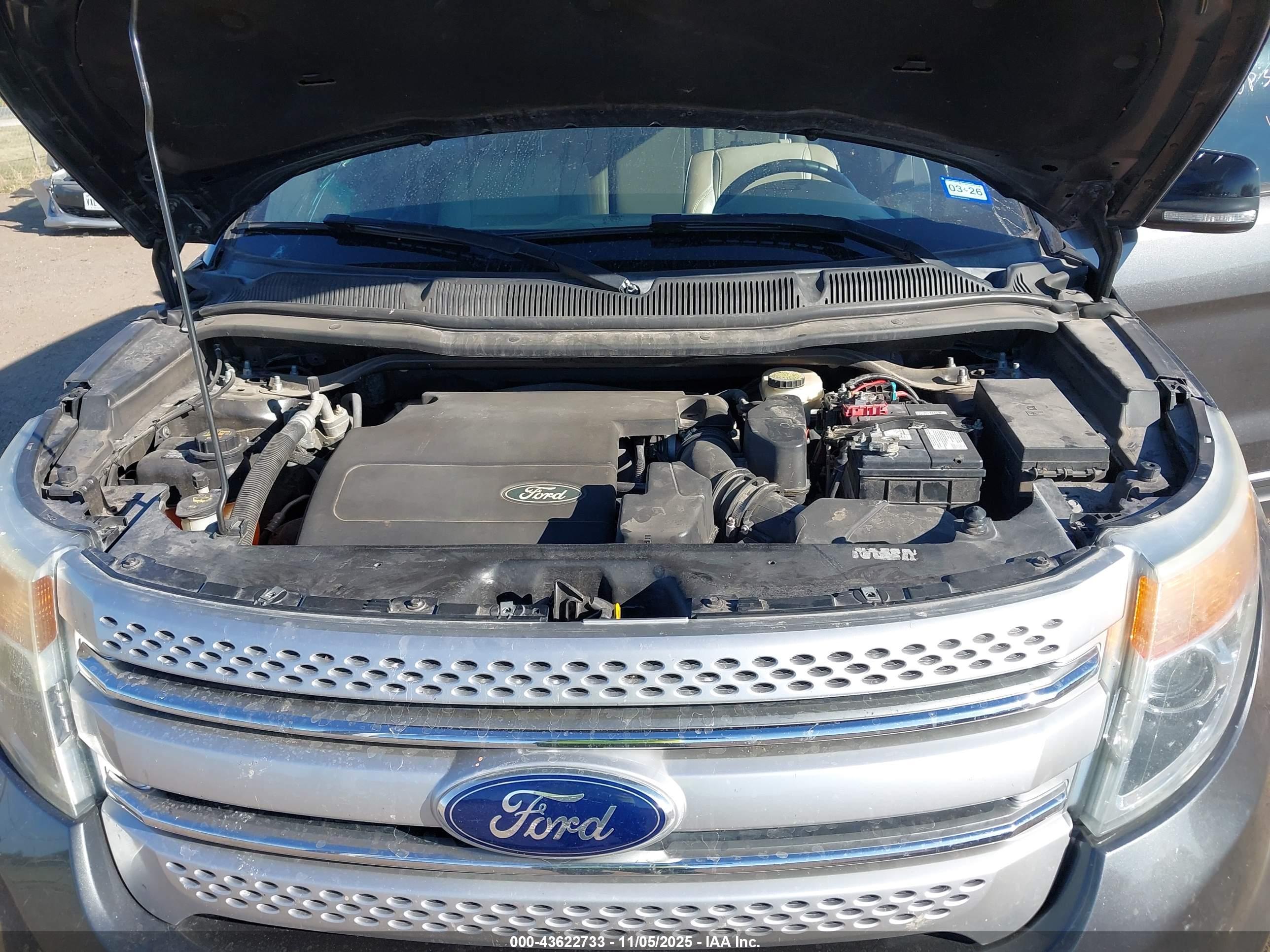 FORD EXPLORER image 10
