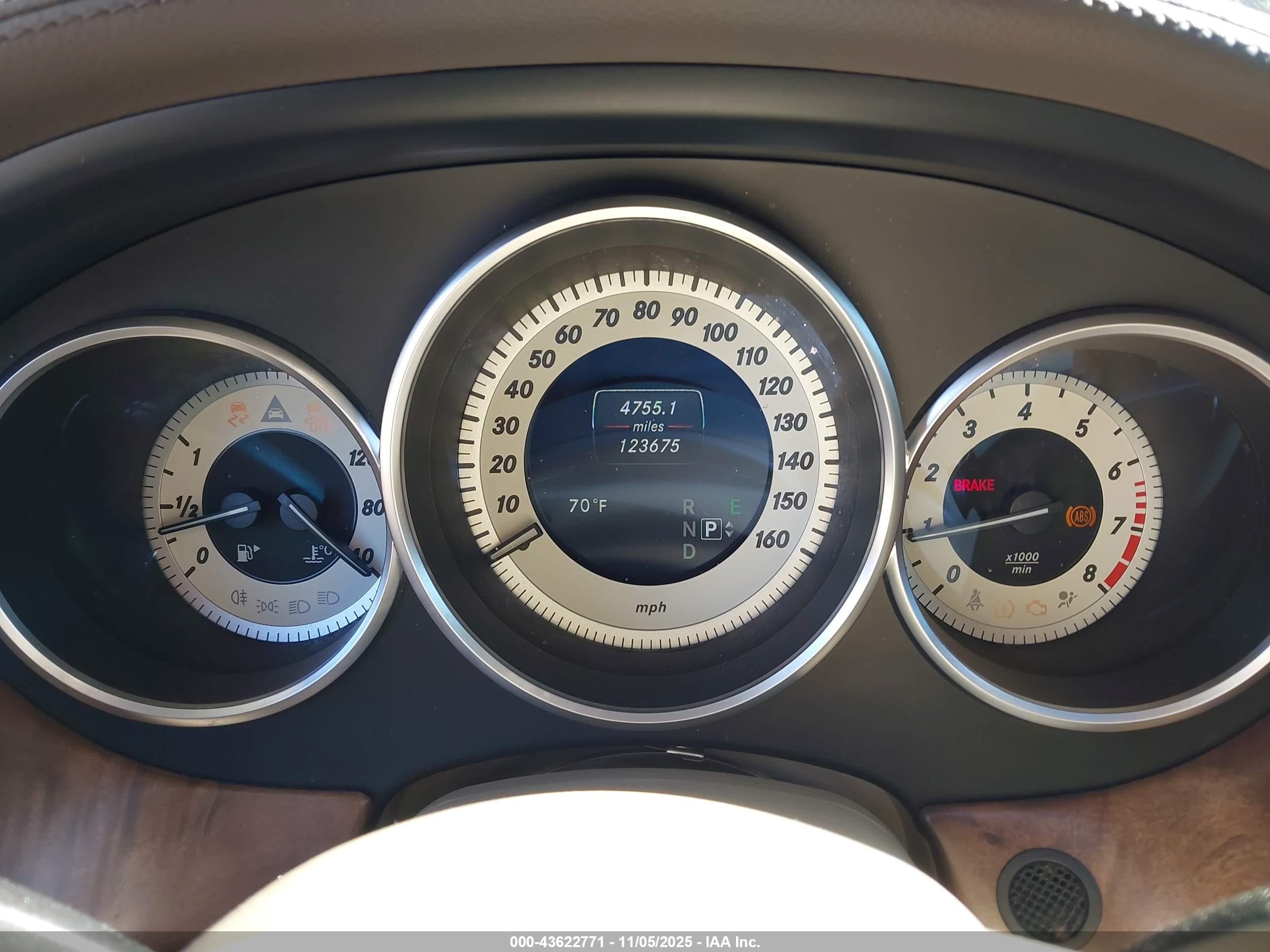 MERCEDES-BENZ CLS image 7