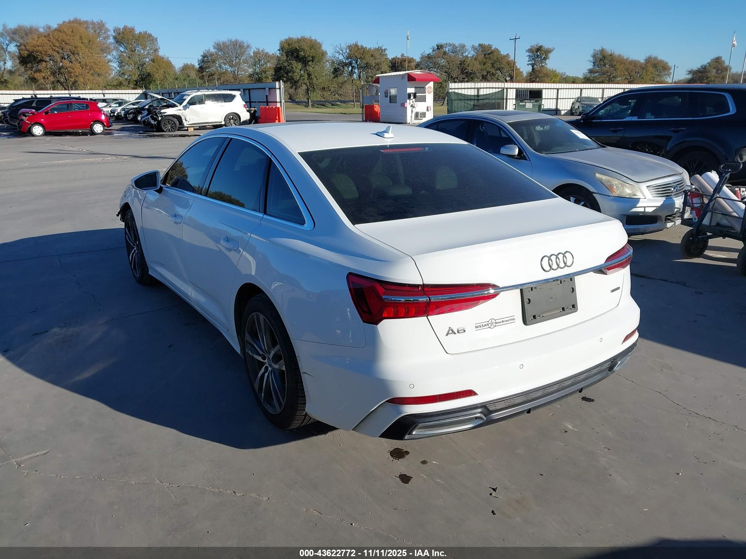 AUDI A6 image 3