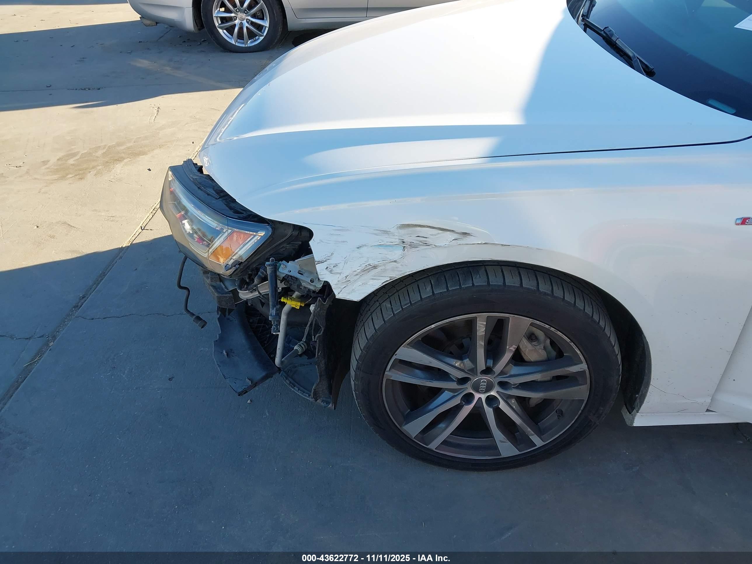 AUDI A6 image 6