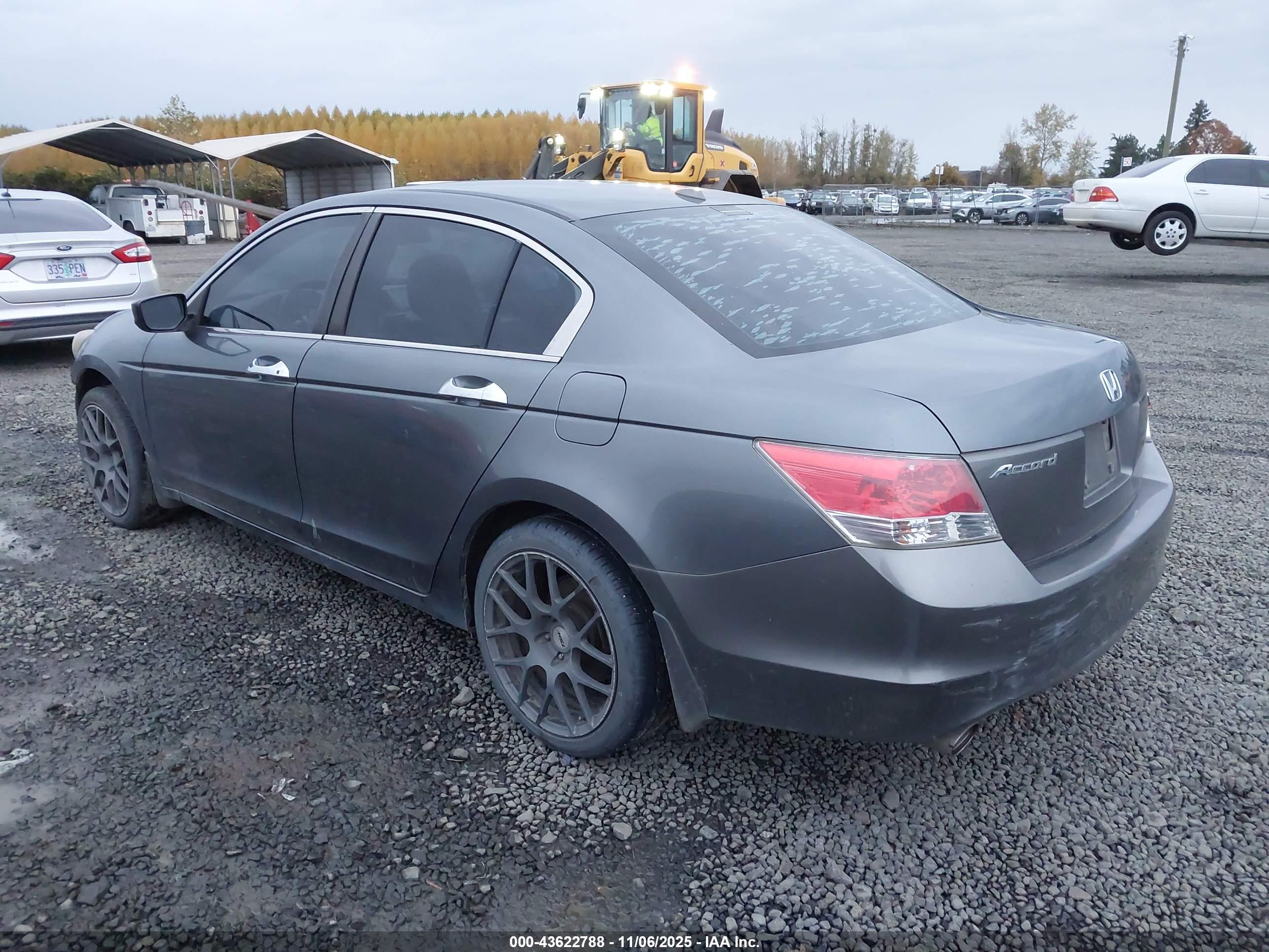 HONDA ACCORD image 3