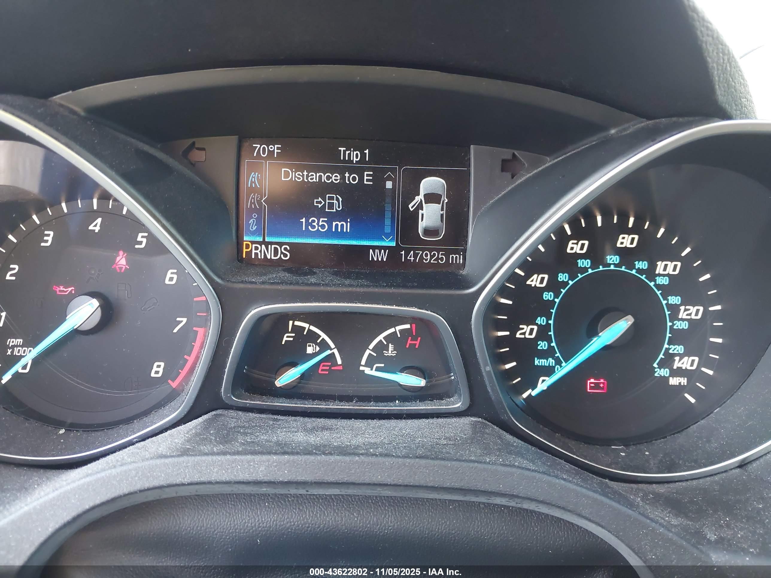 FORD ESCAPE image 7