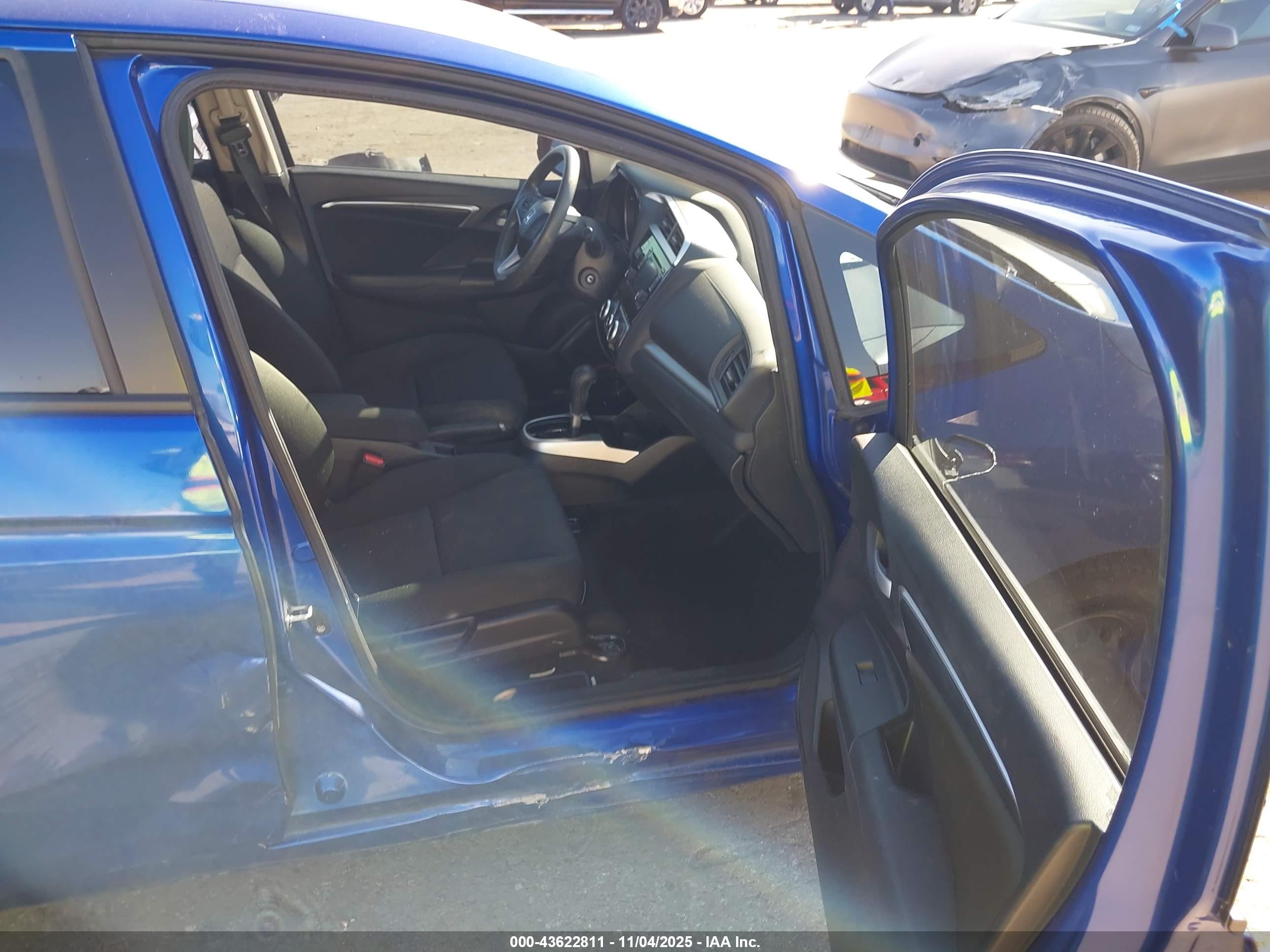 HONDA FIT image 5