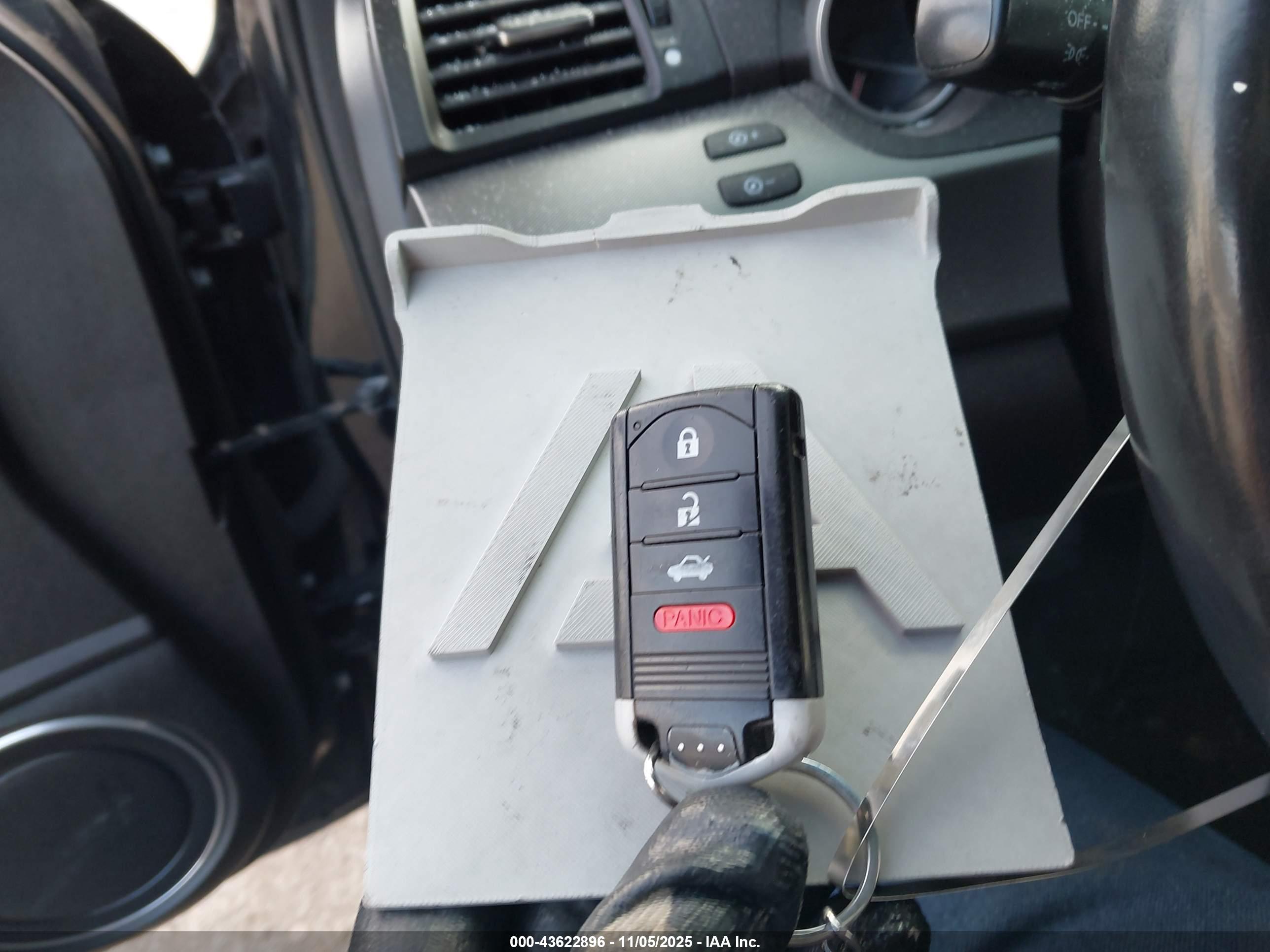 ACURA TL image 11