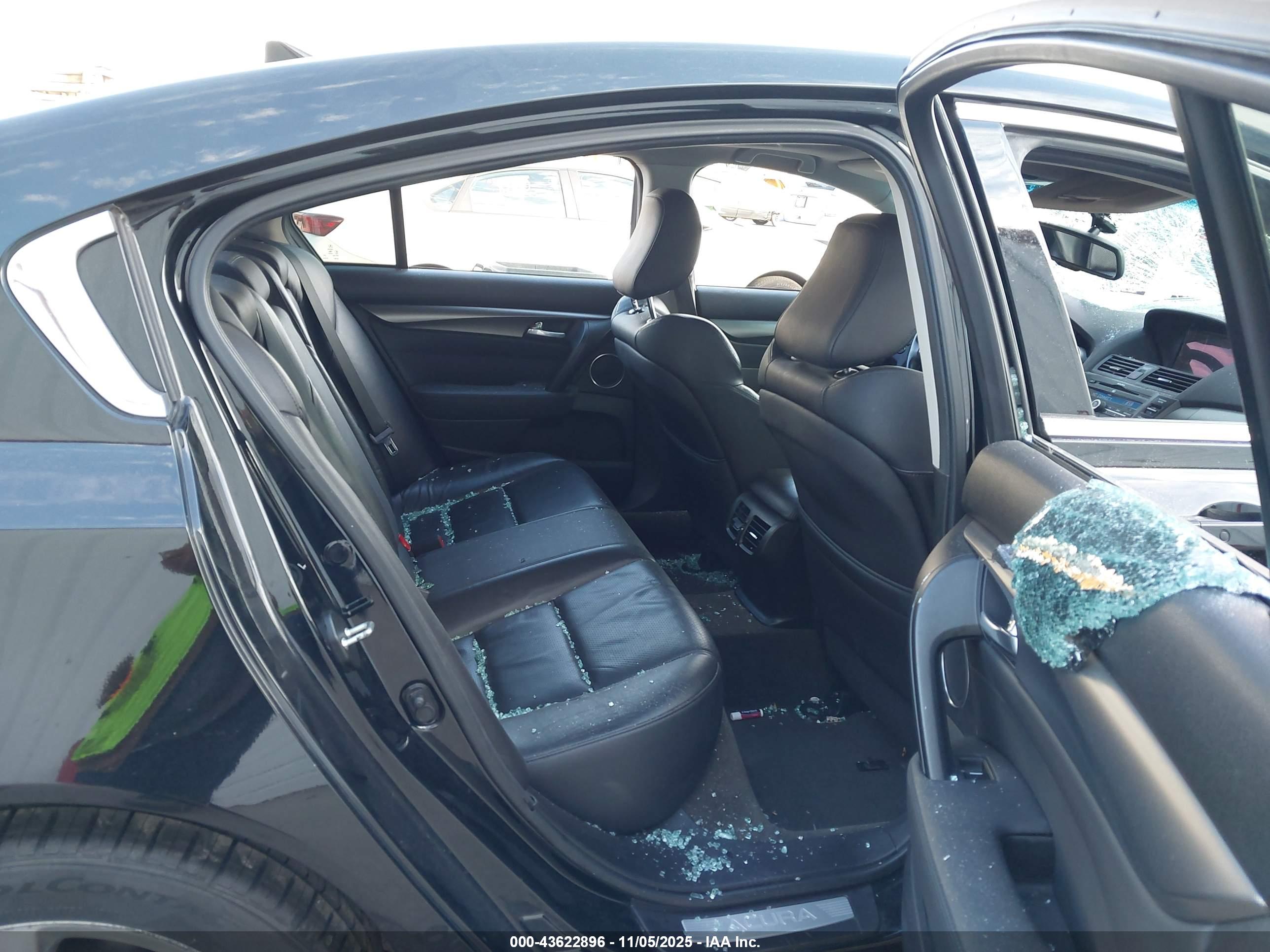 ACURA TL image 8