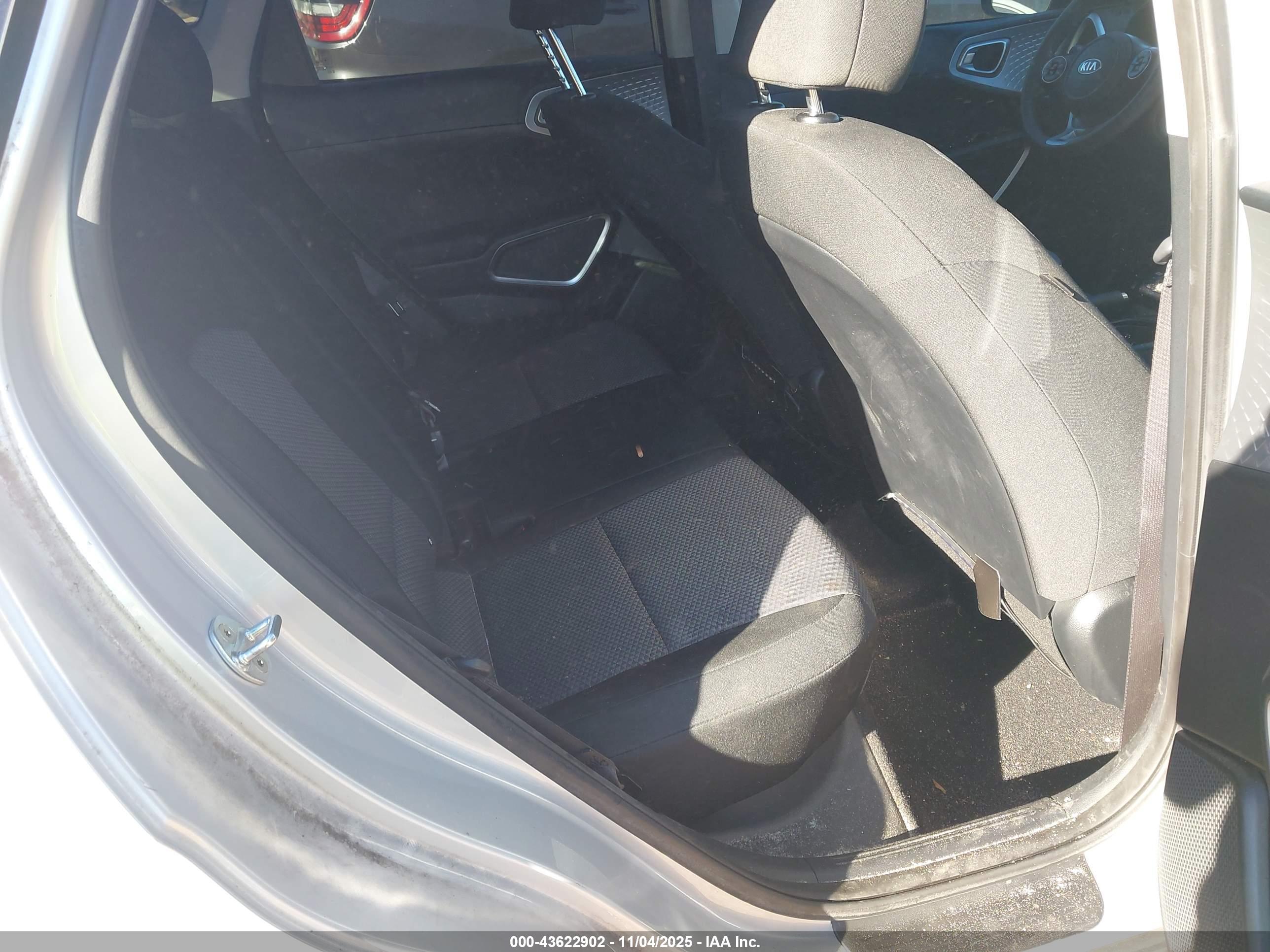 KIA SOUL image 8