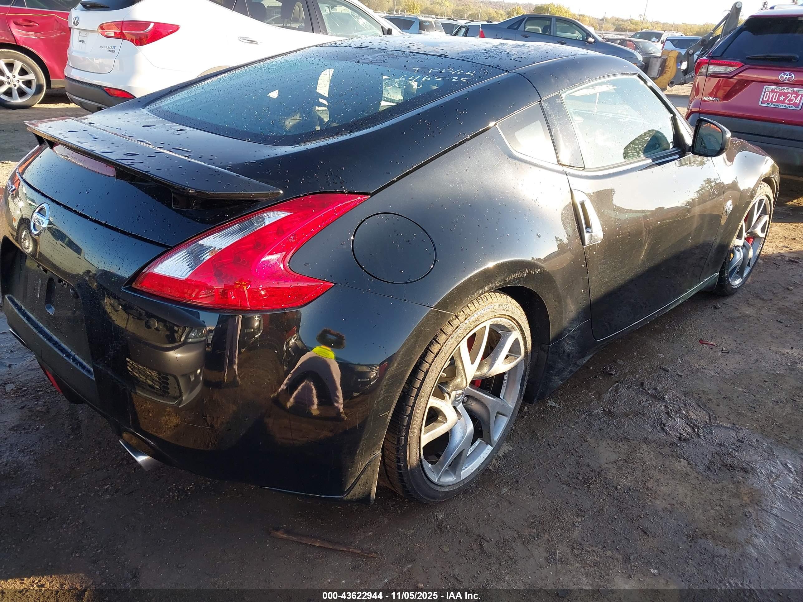 NISSAN 370Z image 4