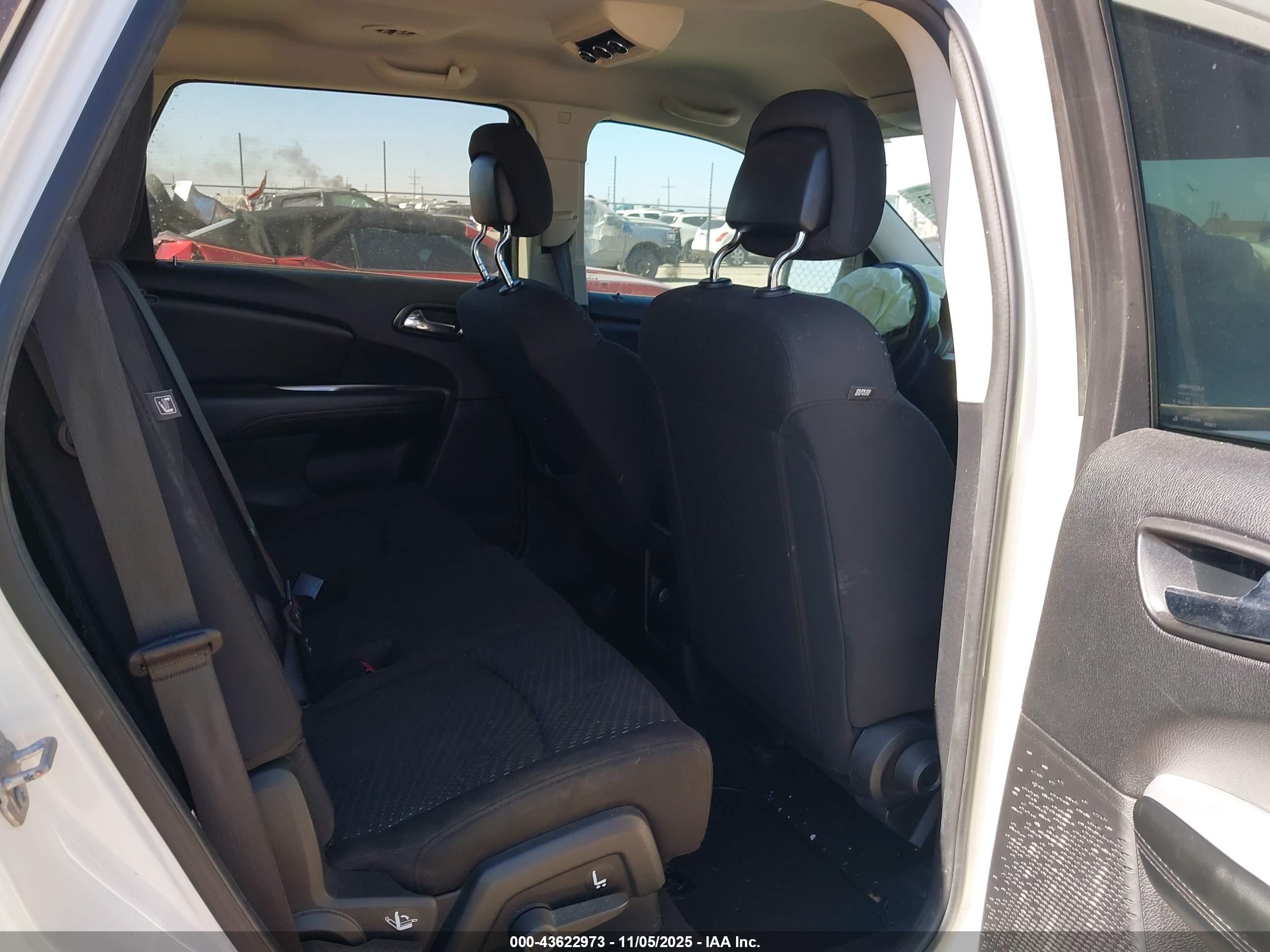 DODGE JOURNEY image 8