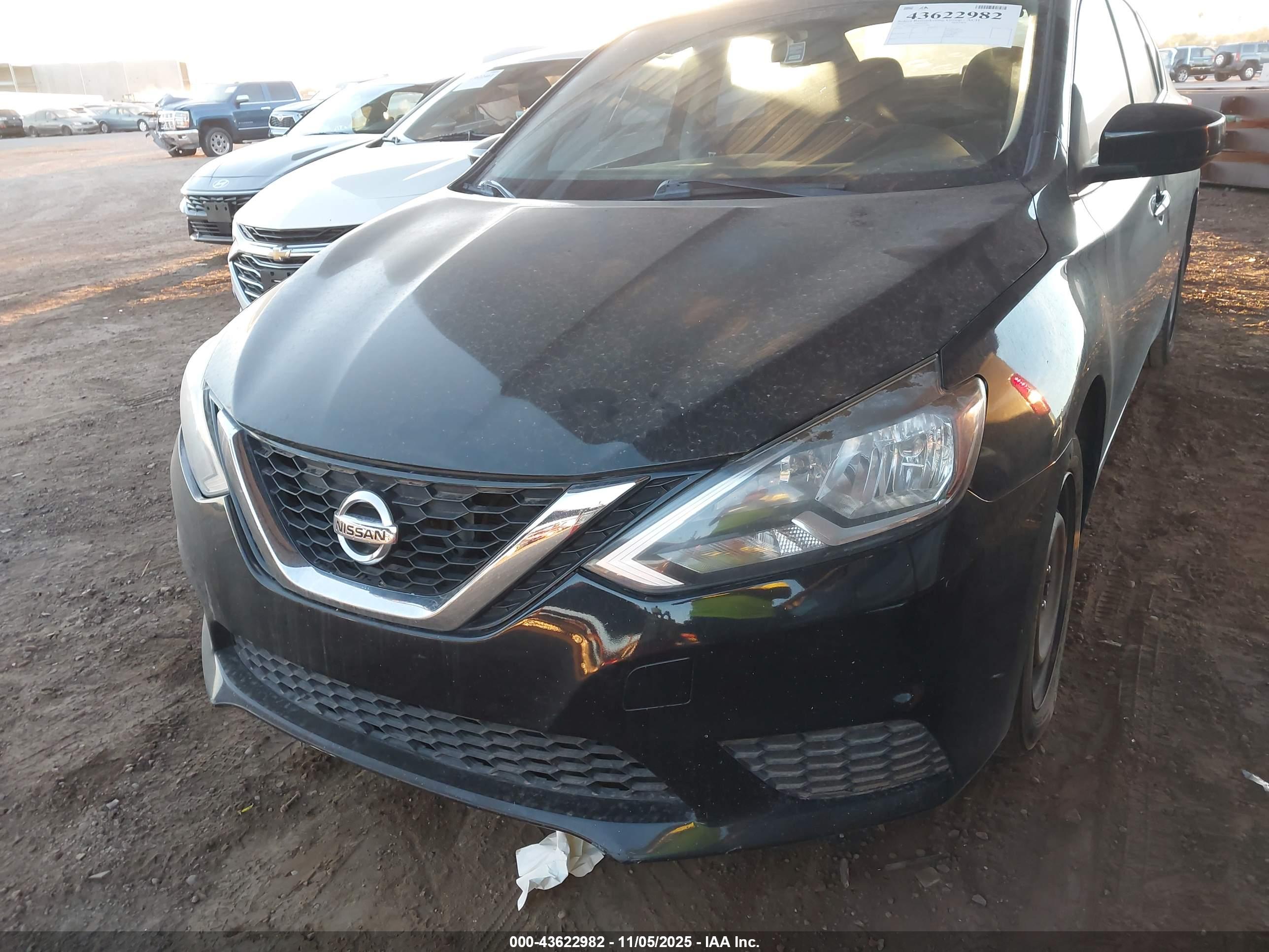 NISSAN SENTRA image 6