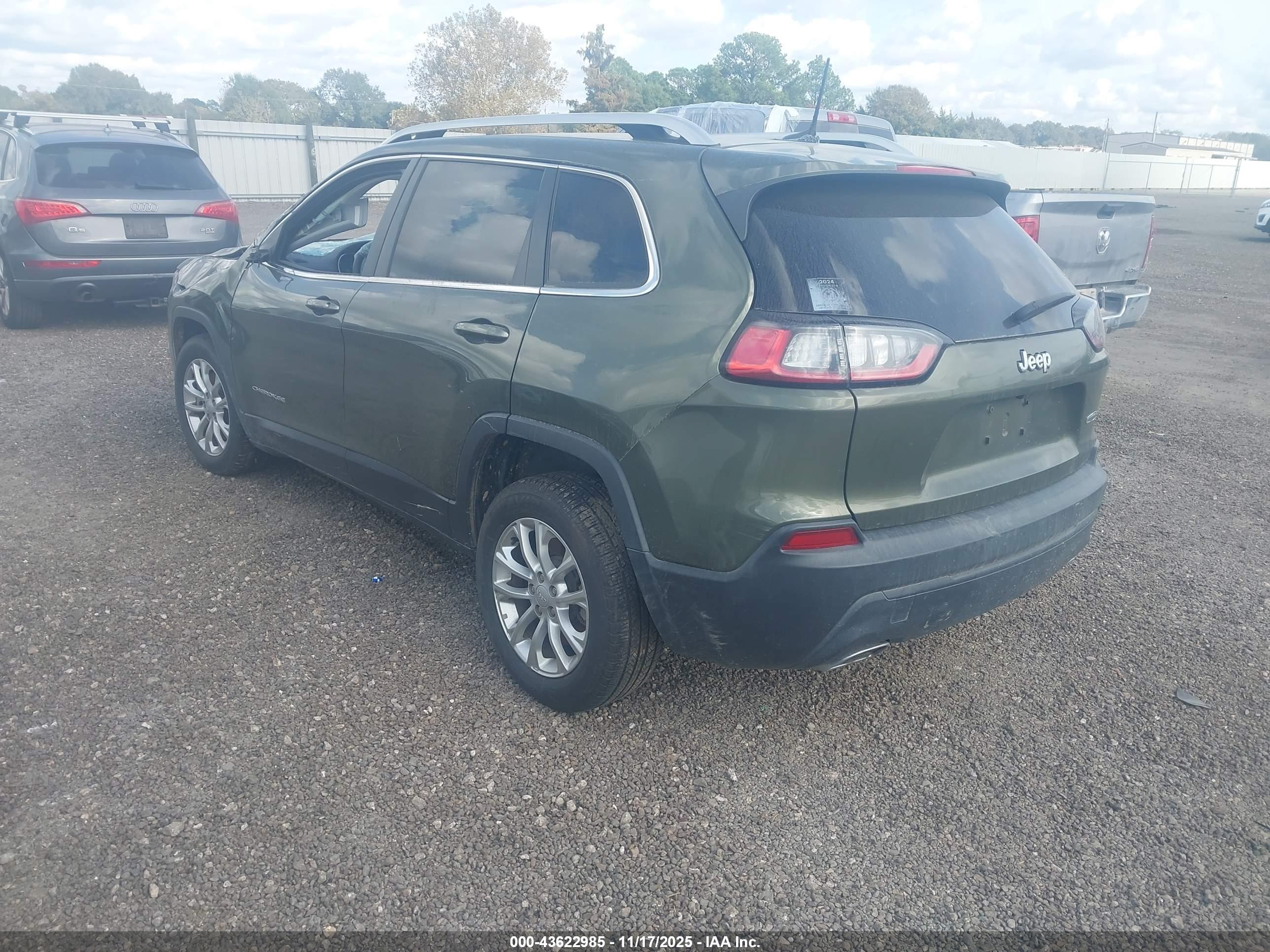 JEEP CHEROKEE image 3