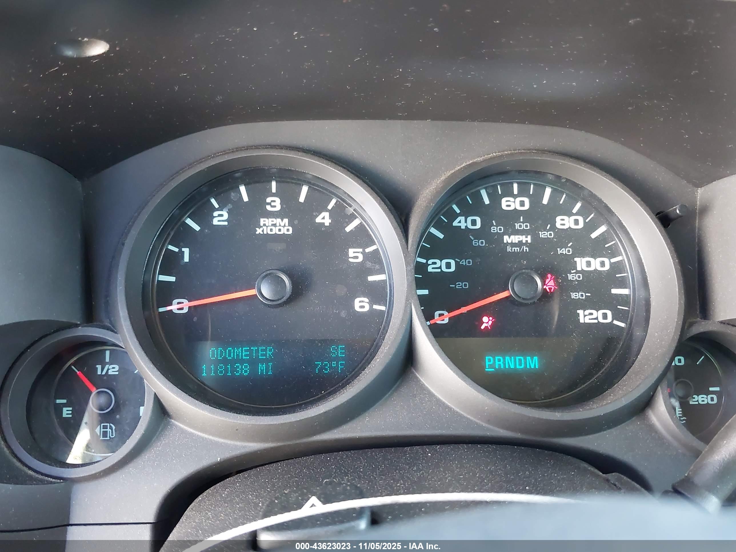 CHEVROLET SILVERADO image 7
