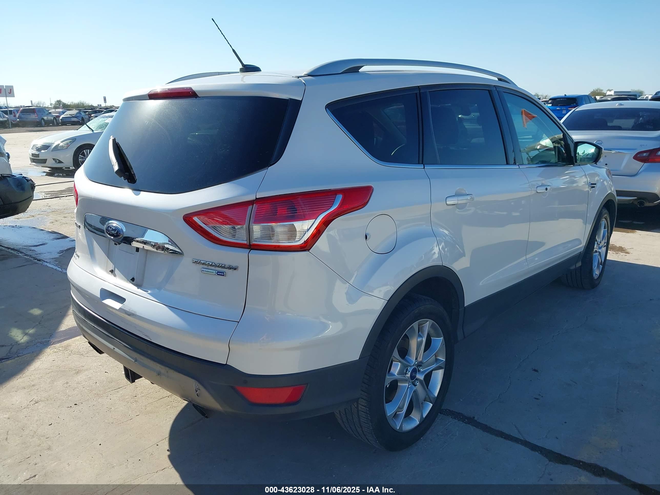 FORD ESCAPE image 4