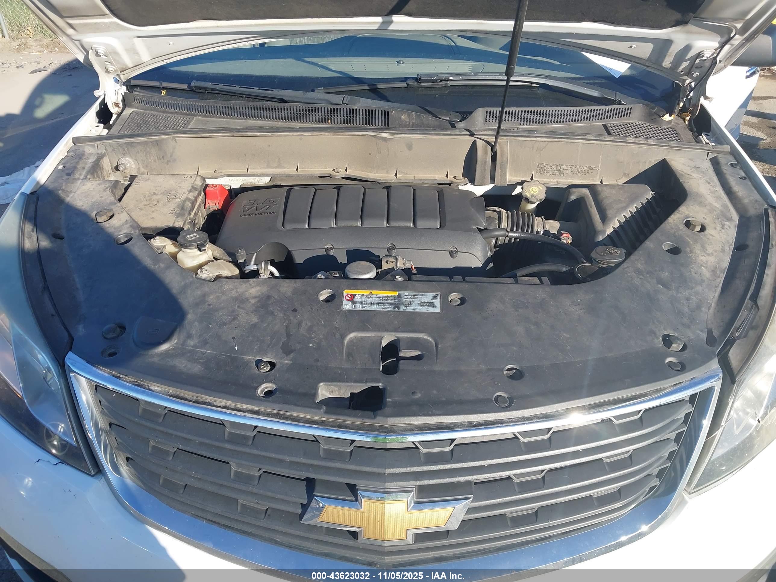 CHEVROLET TRAVERSE image 10