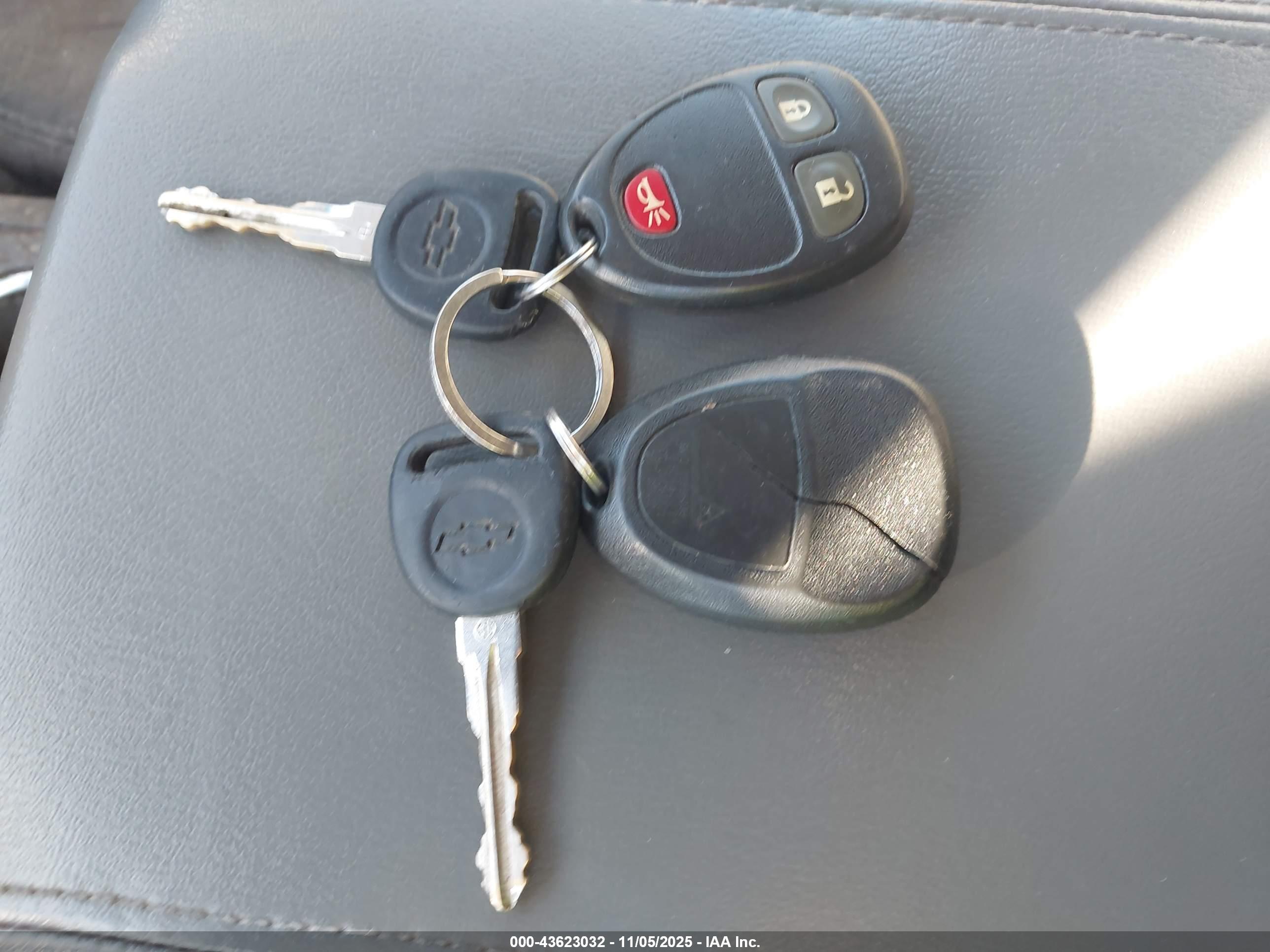 CHEVROLET TRAVERSE image 11