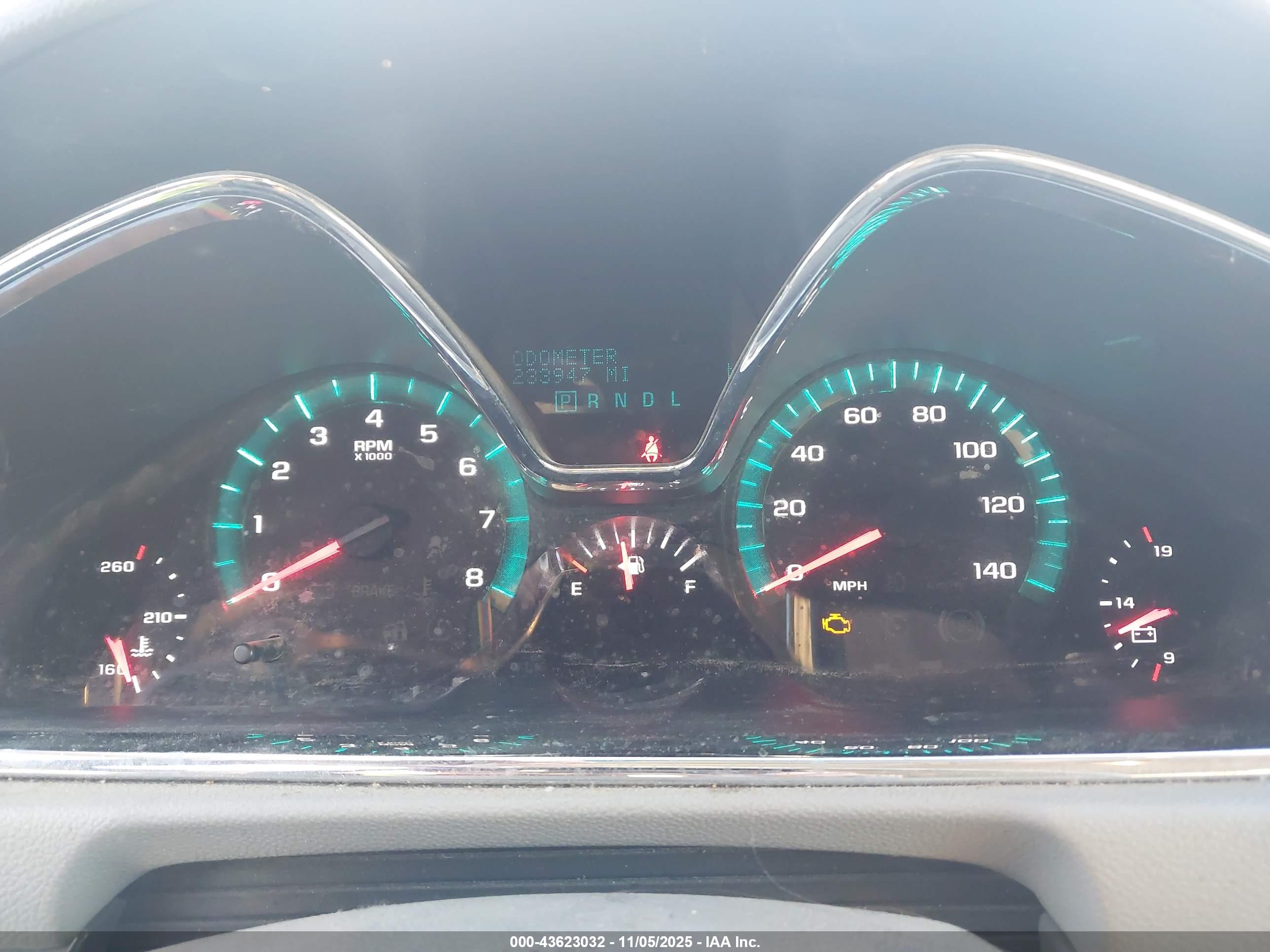 CHEVROLET TRAVERSE image 7