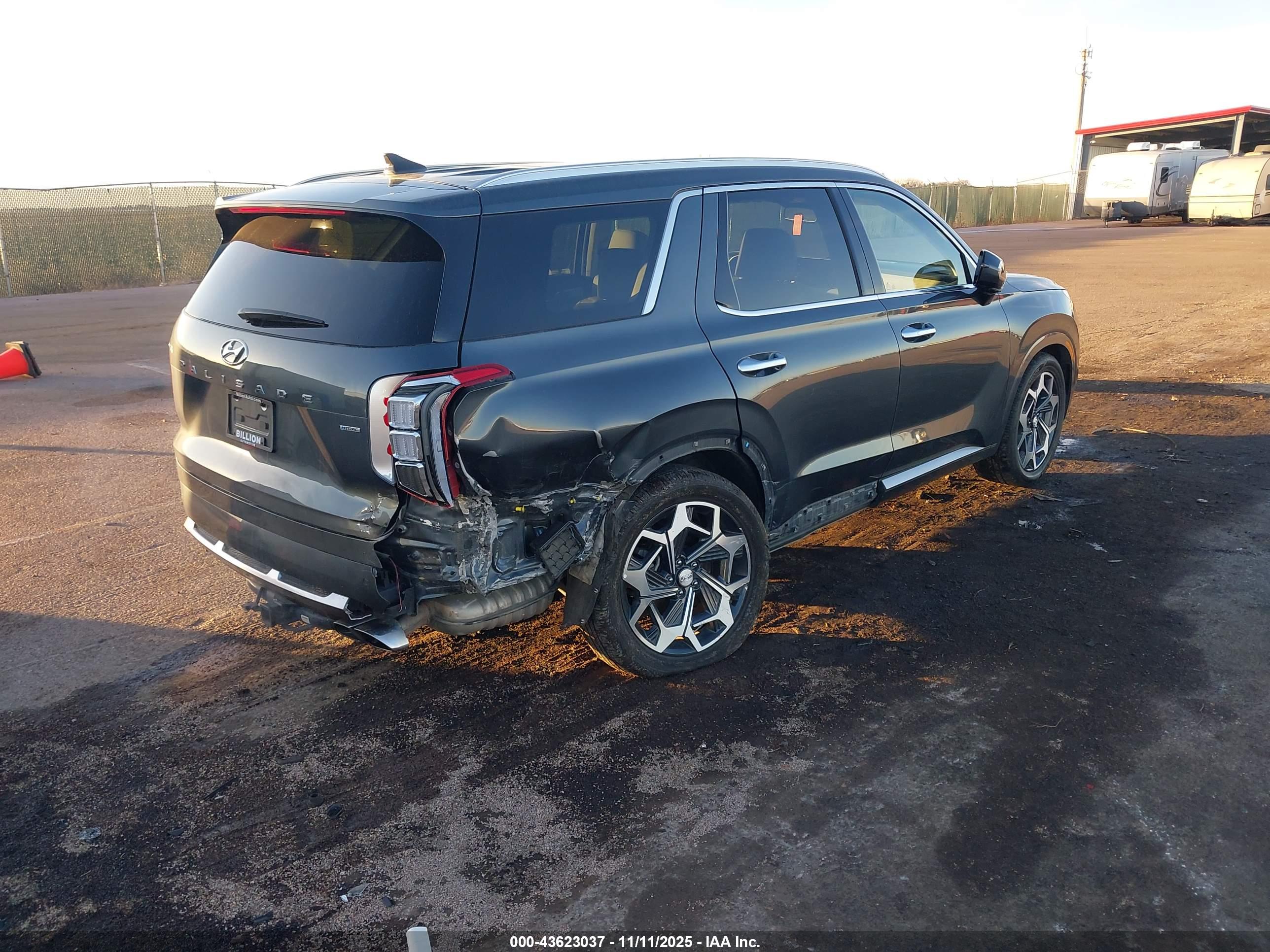 HYUNDAI PALISADE image 4