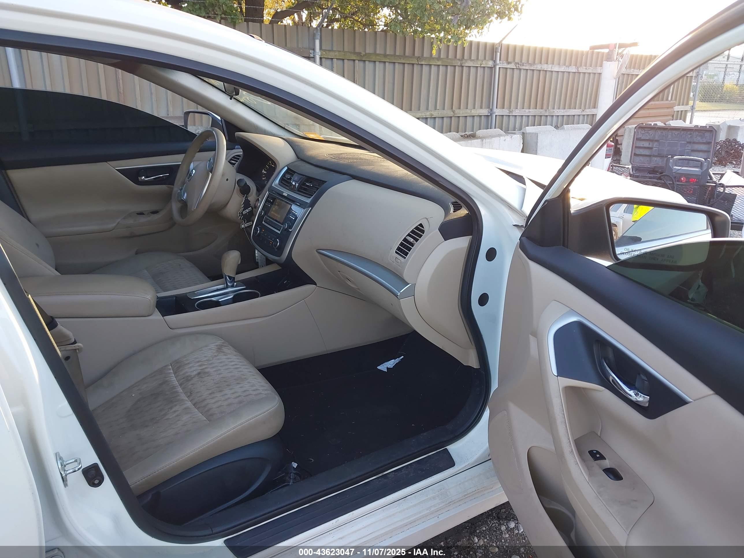NISSAN ALTIMA image 5