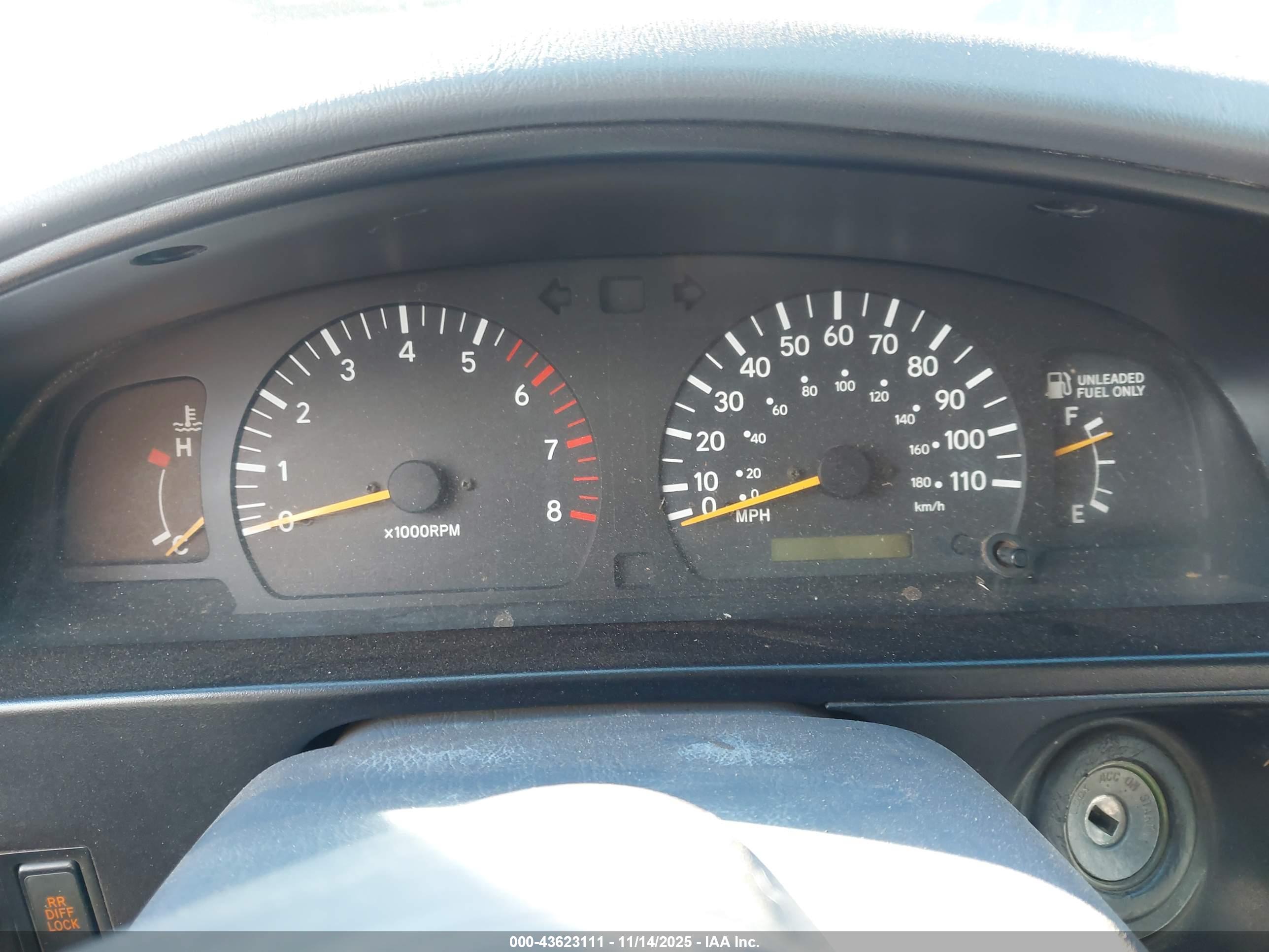 TOYOTA TACOMA image 7