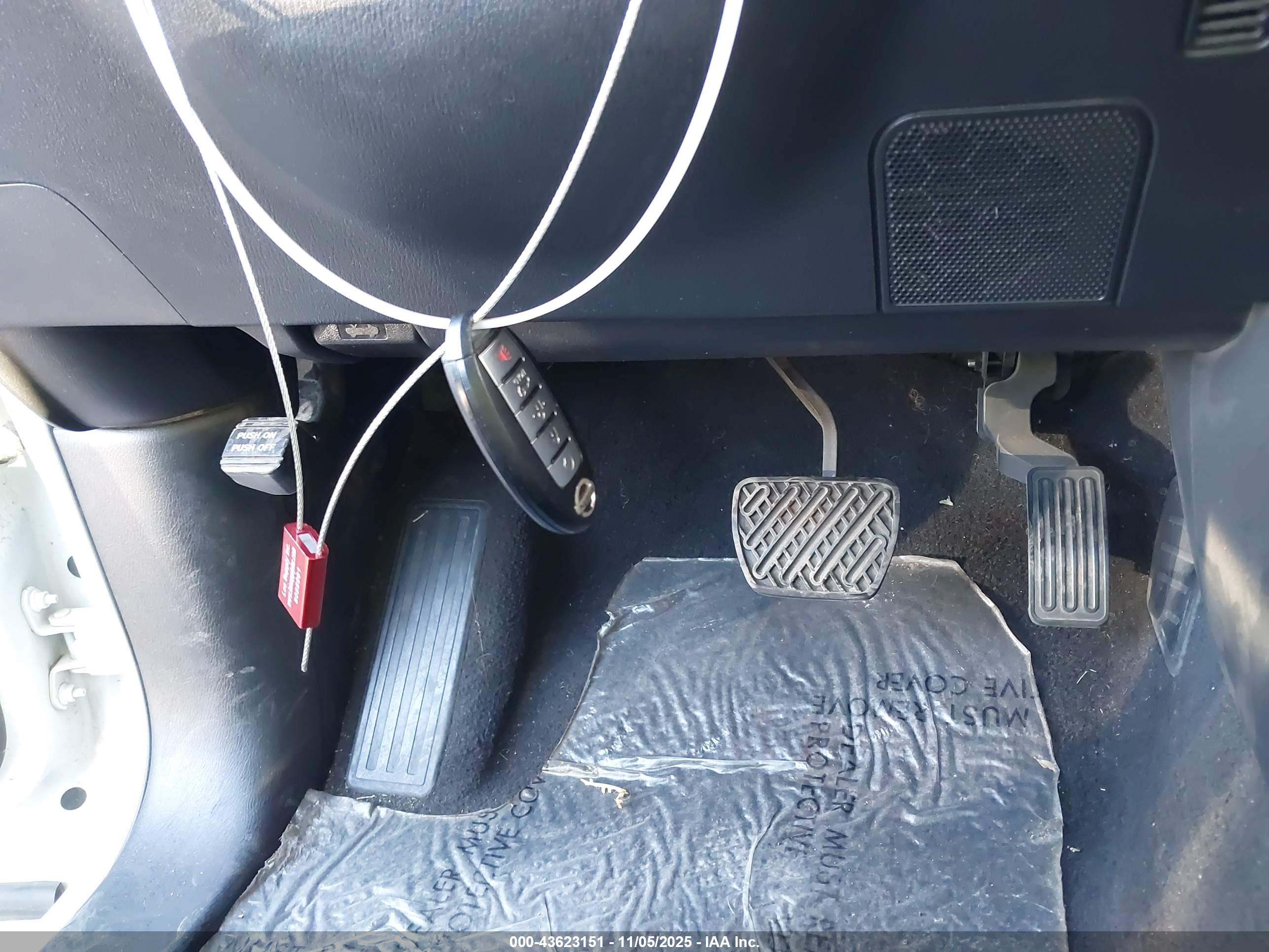 NISSAN ARMADA image 11