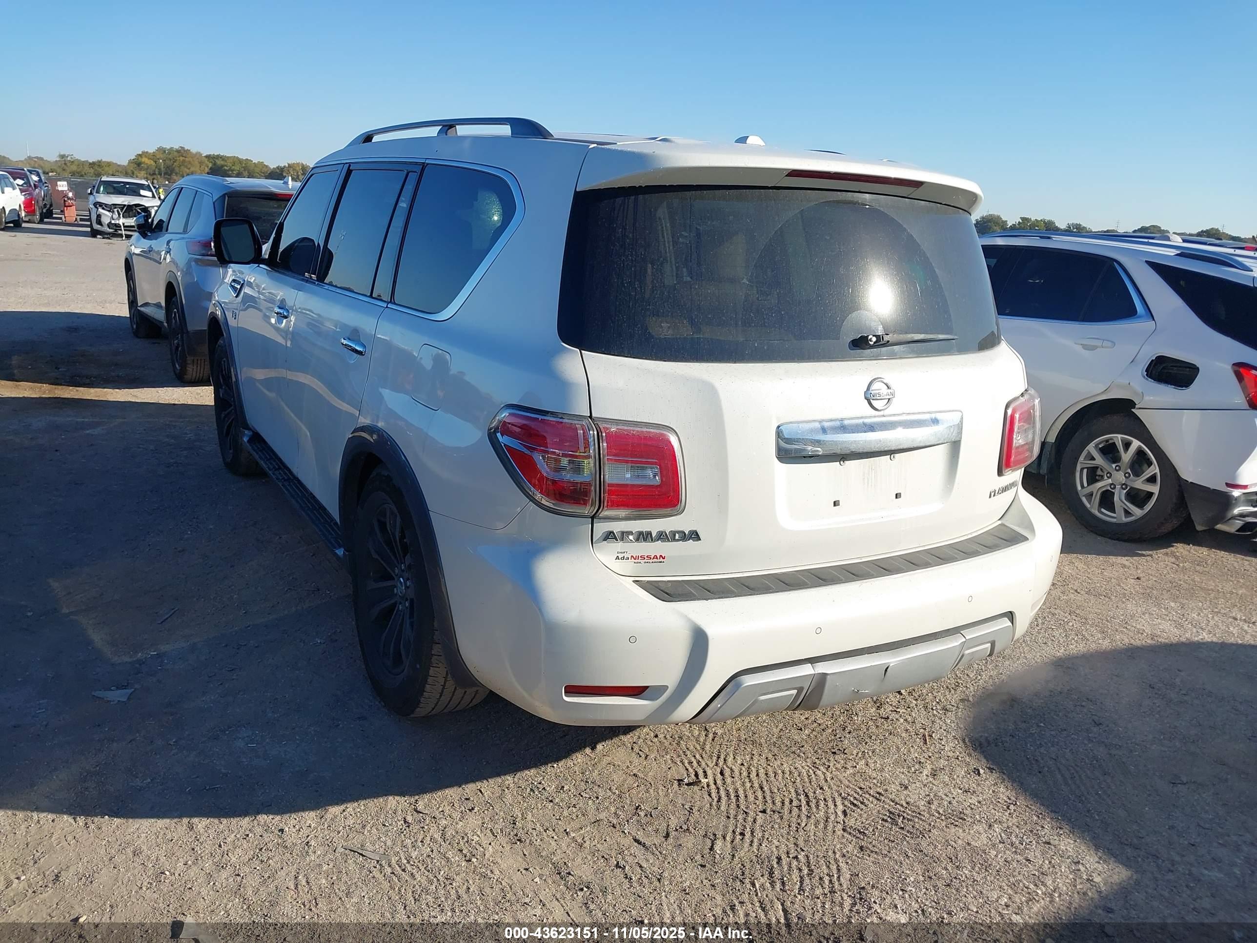 NISSAN ARMADA image 3